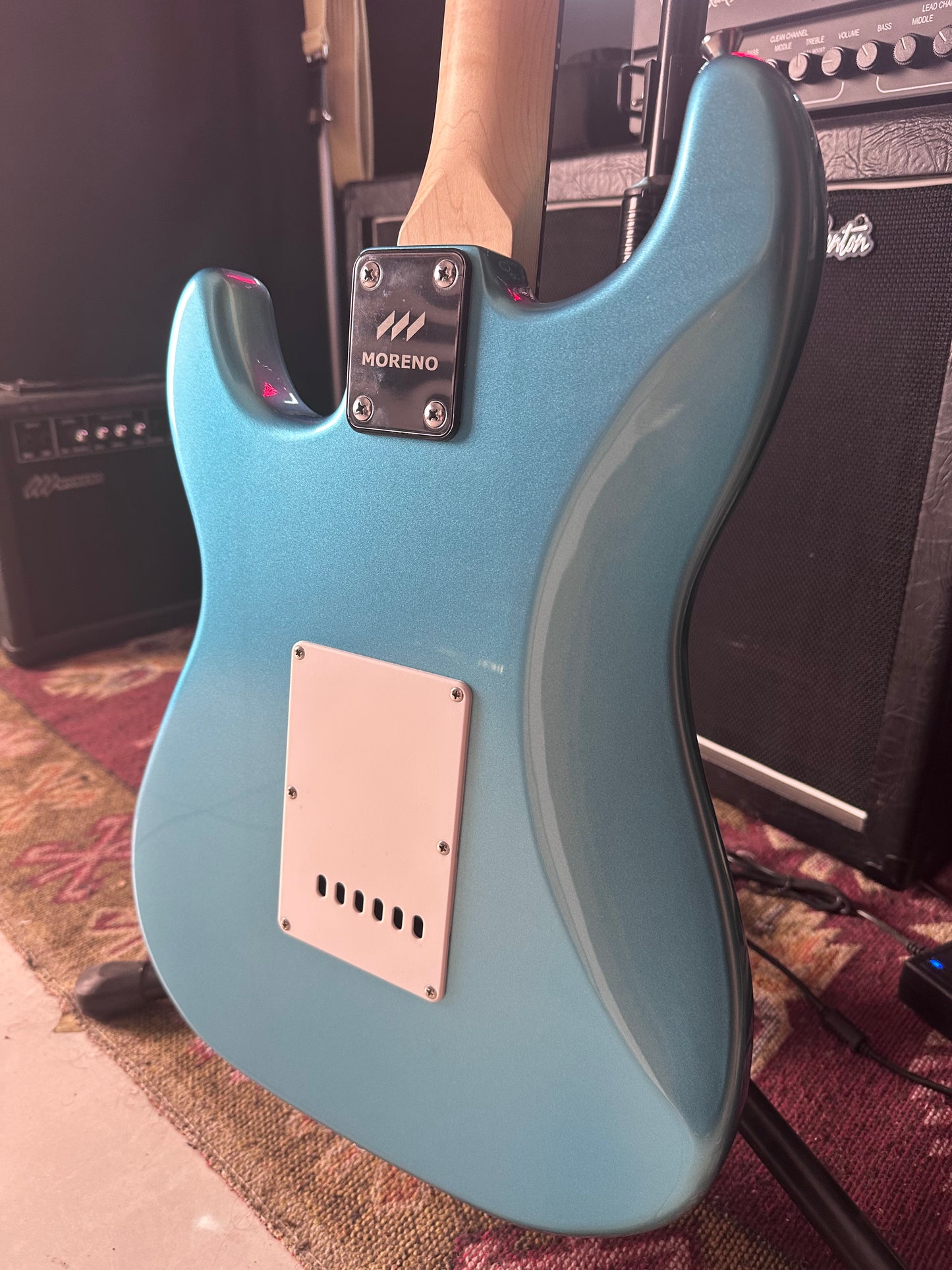 Moreno ST-100 HSS Metallic Sky Blue Electric Guitar + free bag, strap