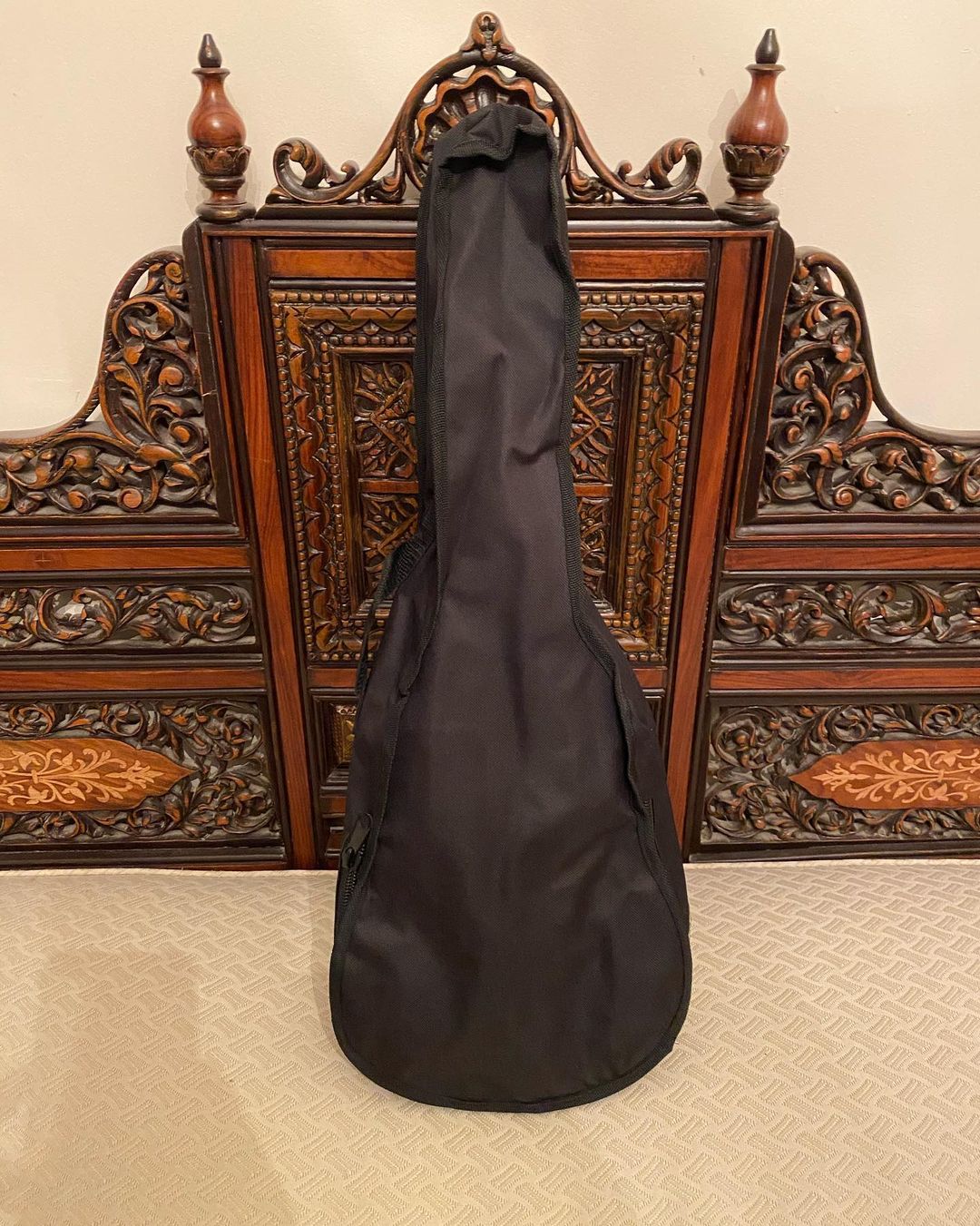 * Brand New * Matilda Concert Ukelele with bag Nat Red