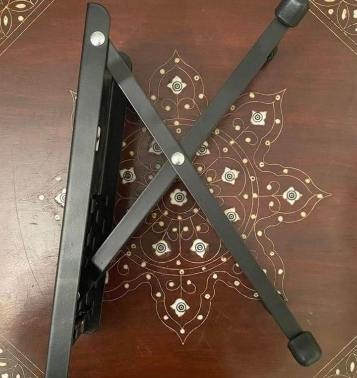 Guitar footstool, black metal