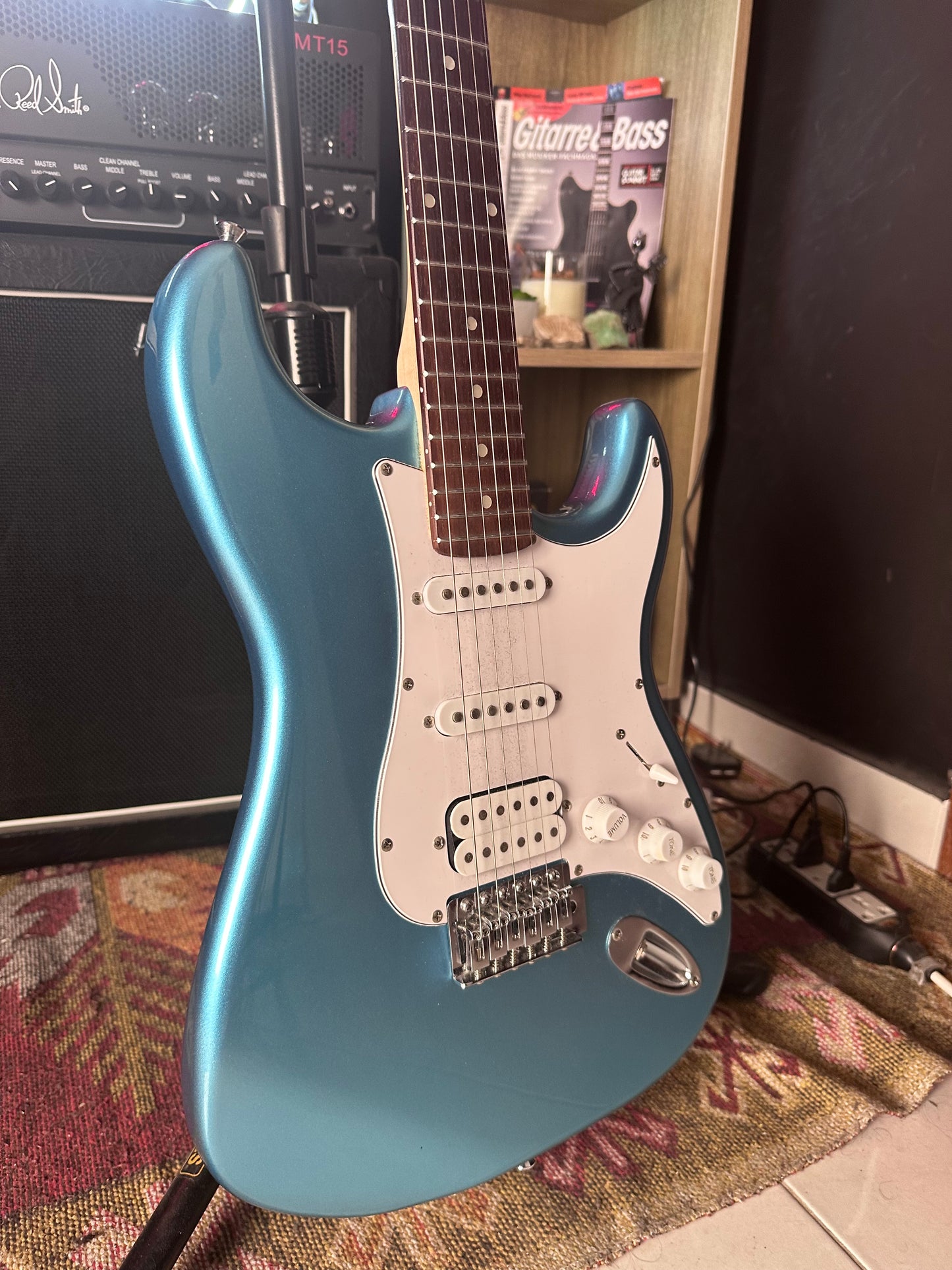 Moreno ST-100 HSS Metallic Sky Blue Electric Guitar + free bag, strap