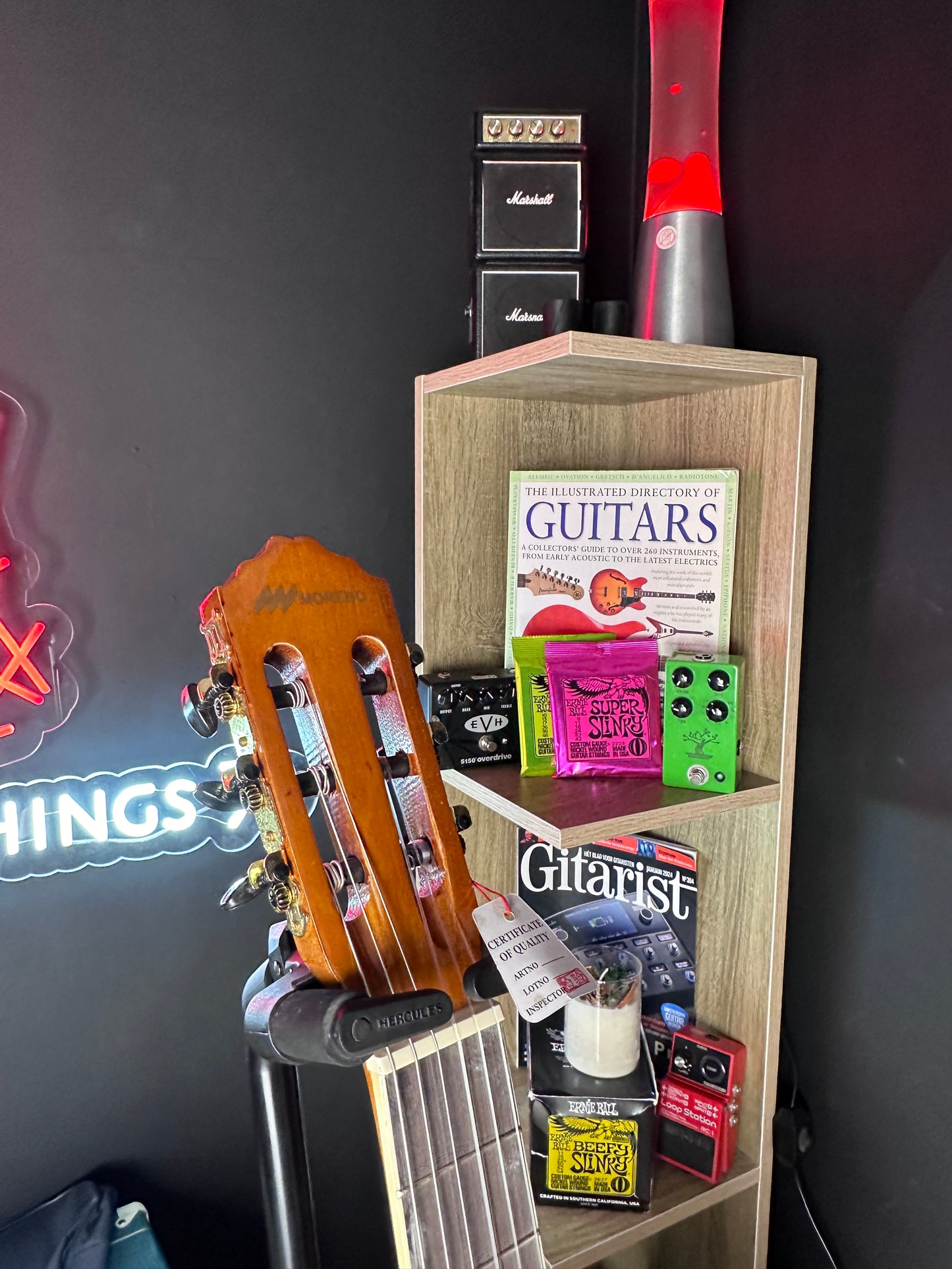 * Brand New * Moreno MCG40 classical guitar + Free Bag+Pack of accessories! (Demo Video 2nd slide)