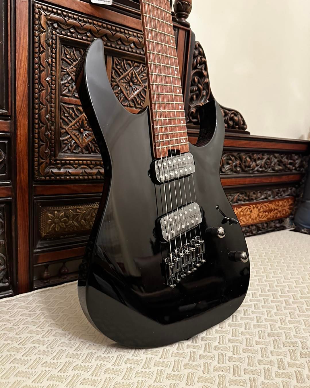 * Brand New * Ibanez Iron Label RGMS7 7 String multiscale Electric Guitar