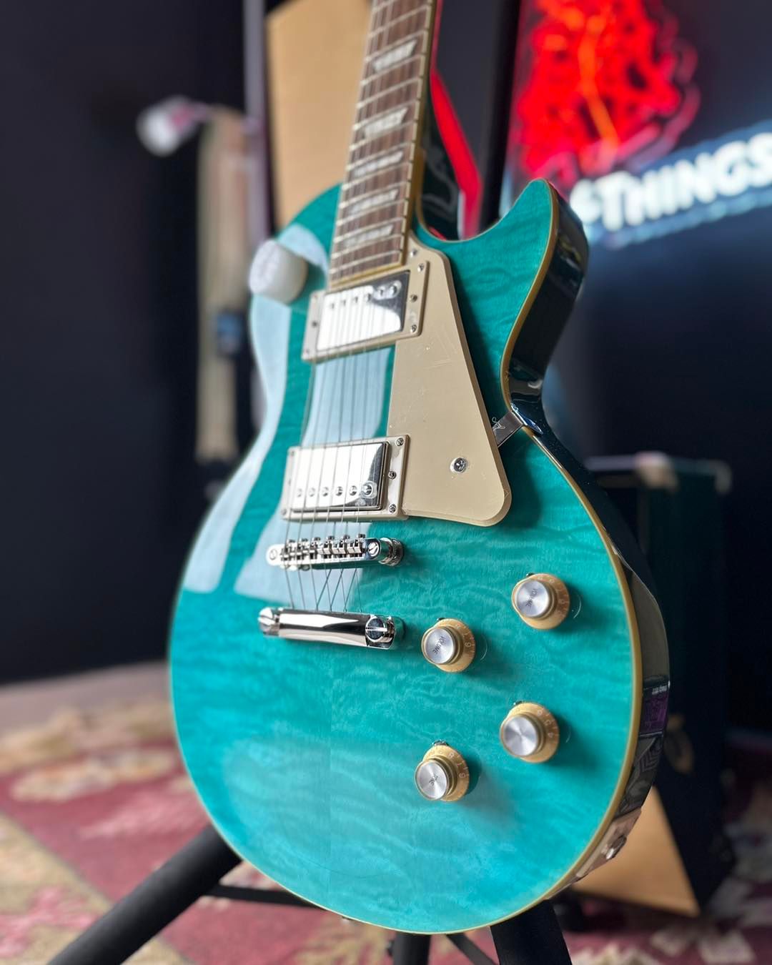 * Brand New * Epiphone Les Paul™ Standard Translucent Blue ‘60s Quilt Top Limited-Edition Electric Guitar