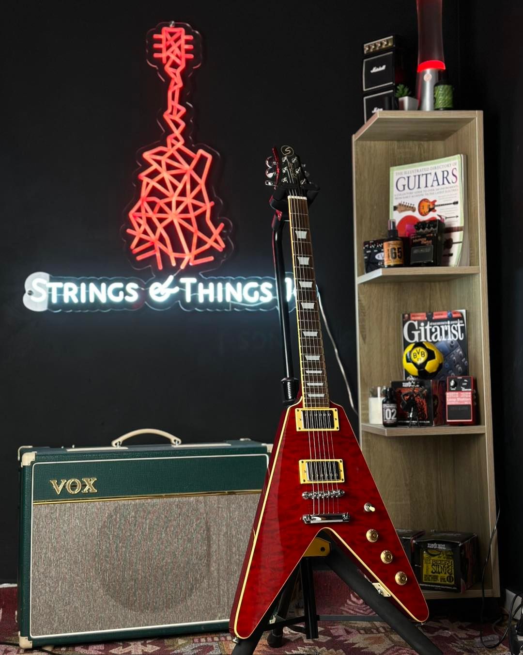 Samick GT-2/TR Red Quilt Top Flying V Electric Guitar