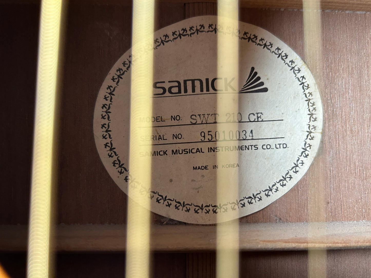 Samick SWT-210CE Acoustic Guitar