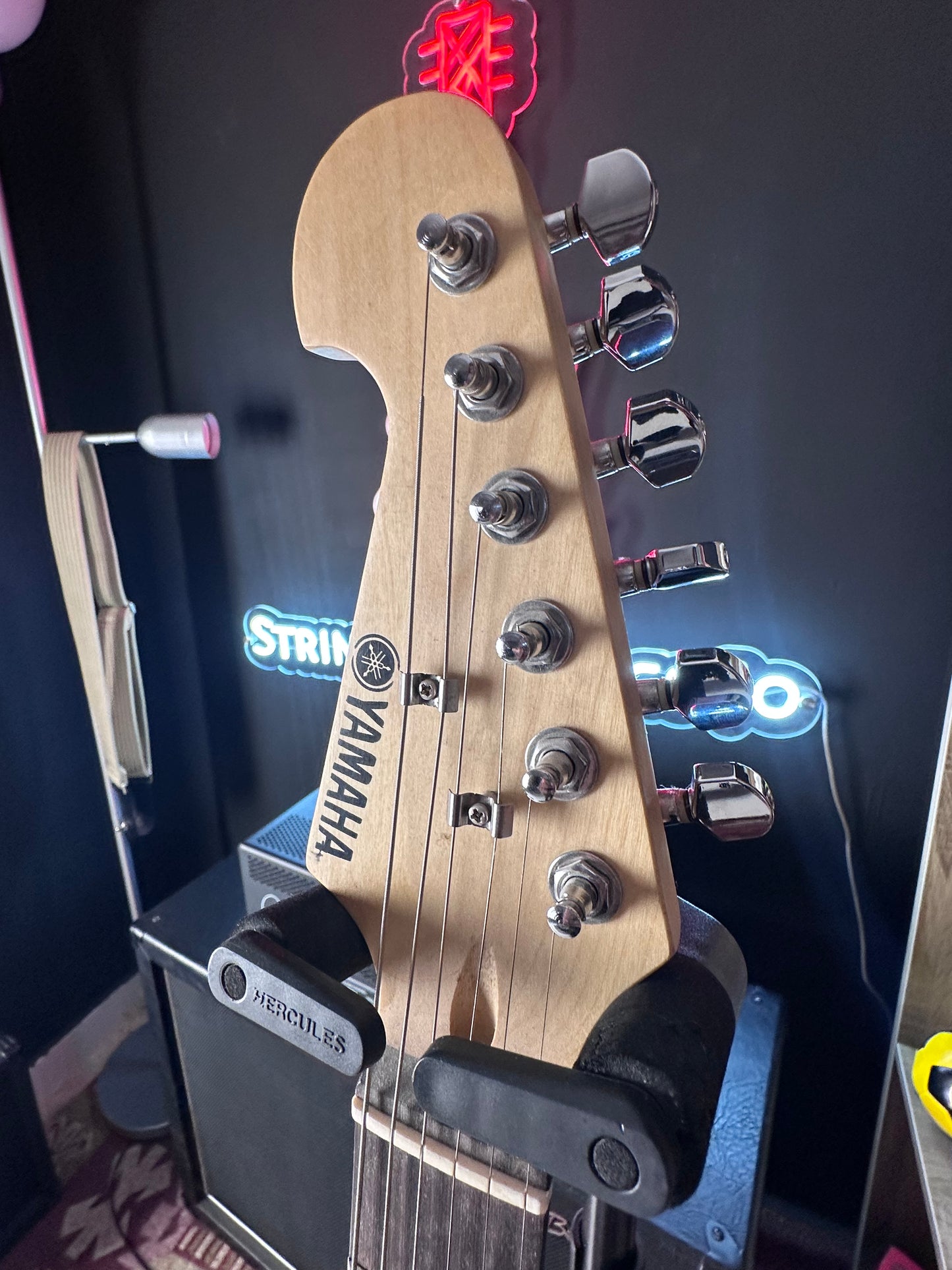 Stratocaster SSS Electric Guitar