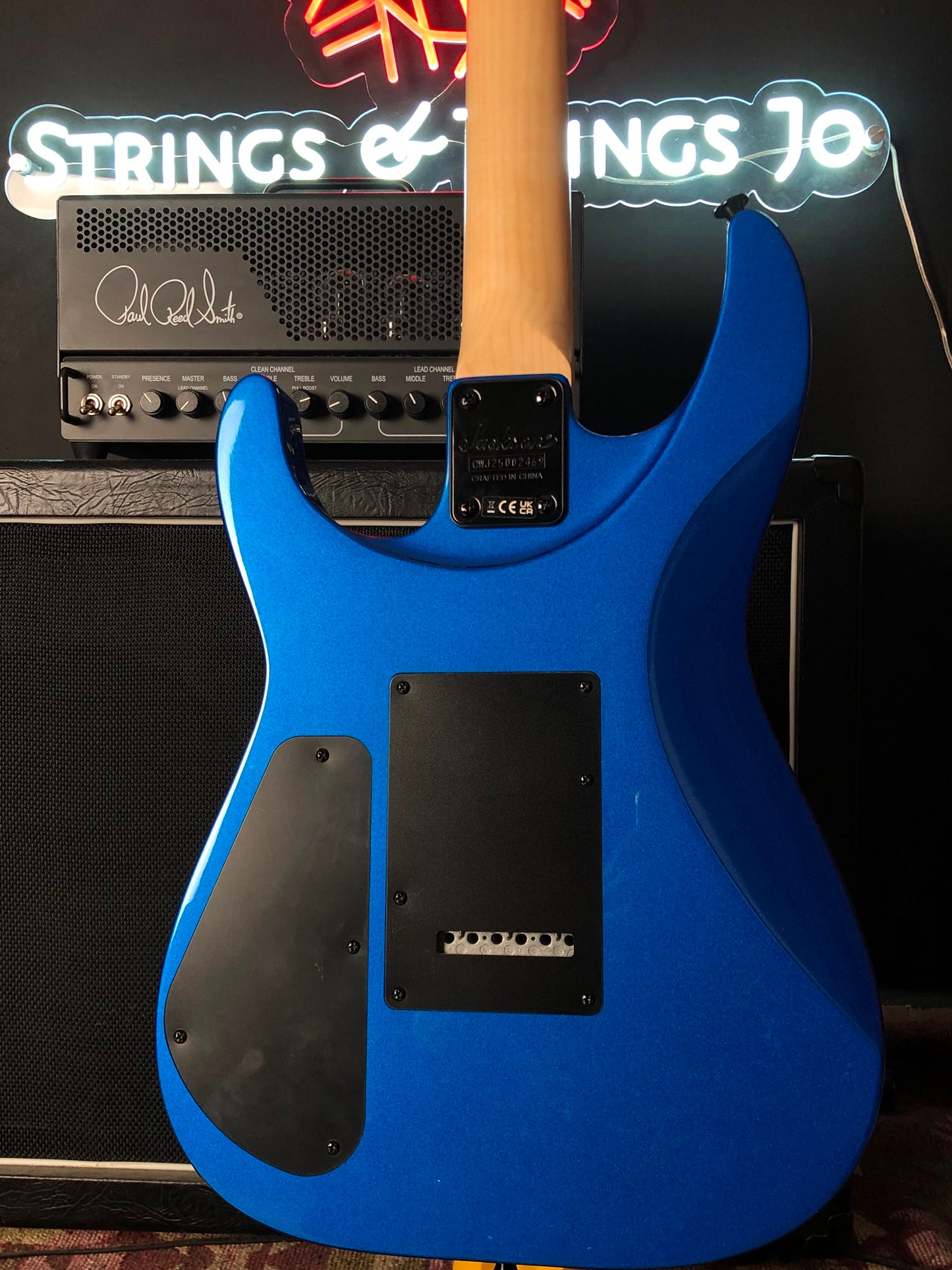 Jackson JS Series Dinky® Arch Top JS22 DKA electric Guitar