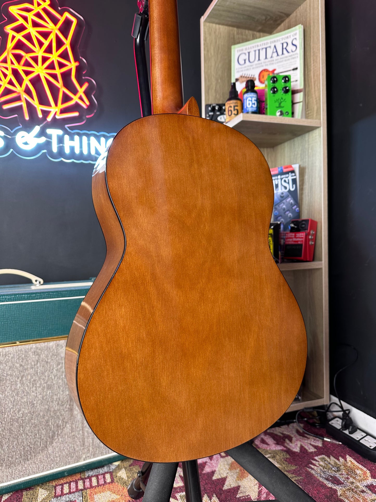 Yamaha CS40 3/4 Classical Guitar