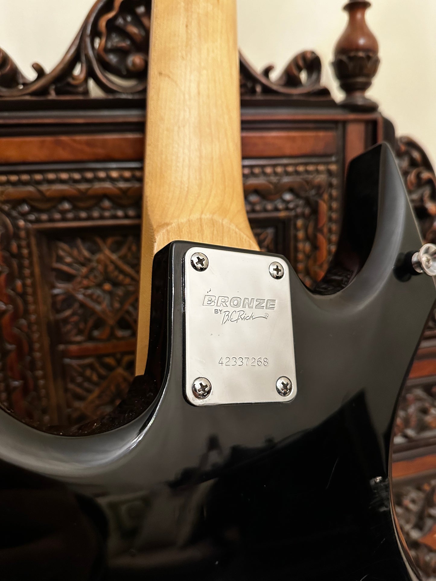 BC Rich Bronze Series Warlock Bass