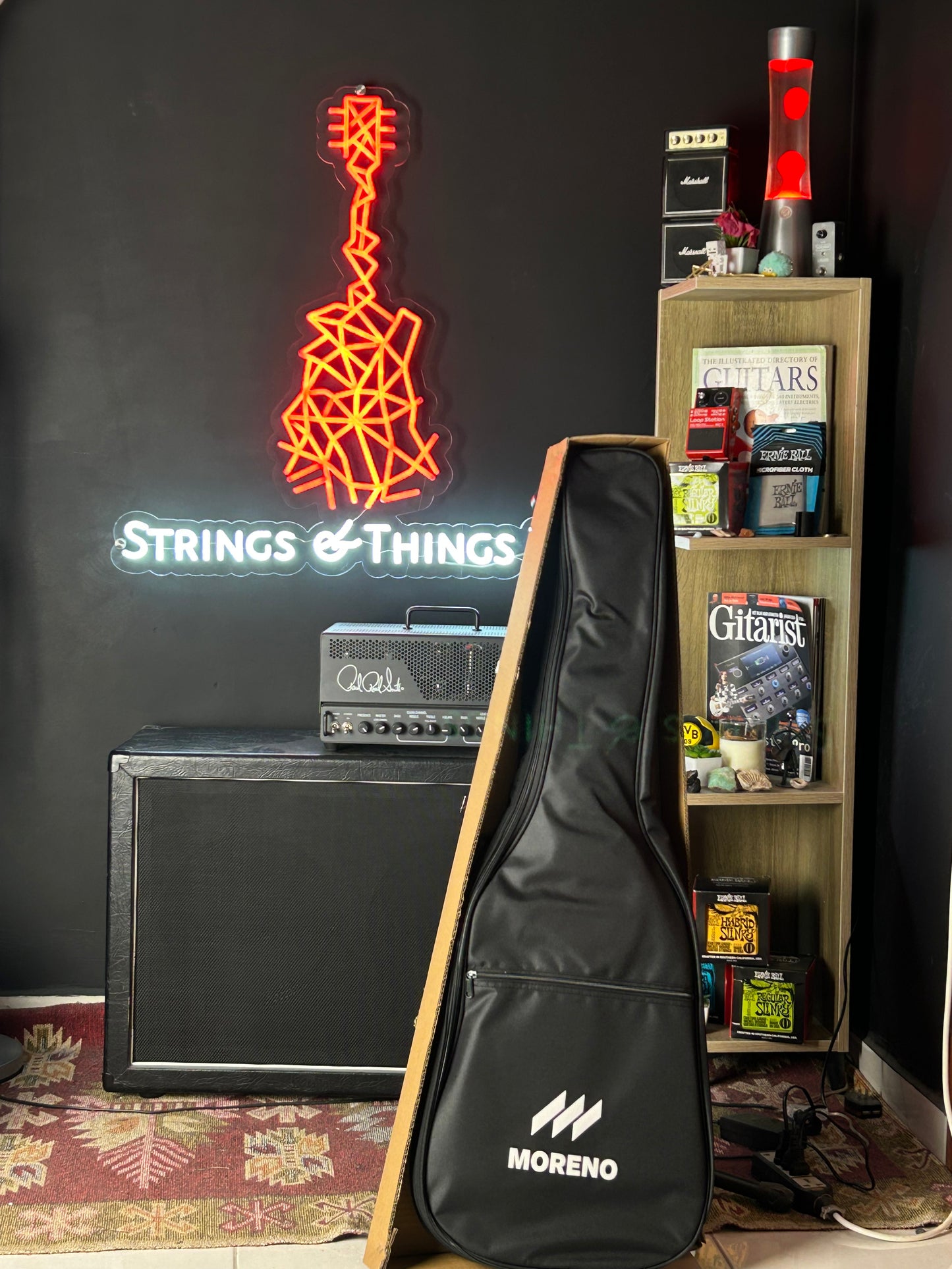 * Brand New * Moreno ST-100 HSS Electric Guitar + free bag and cable