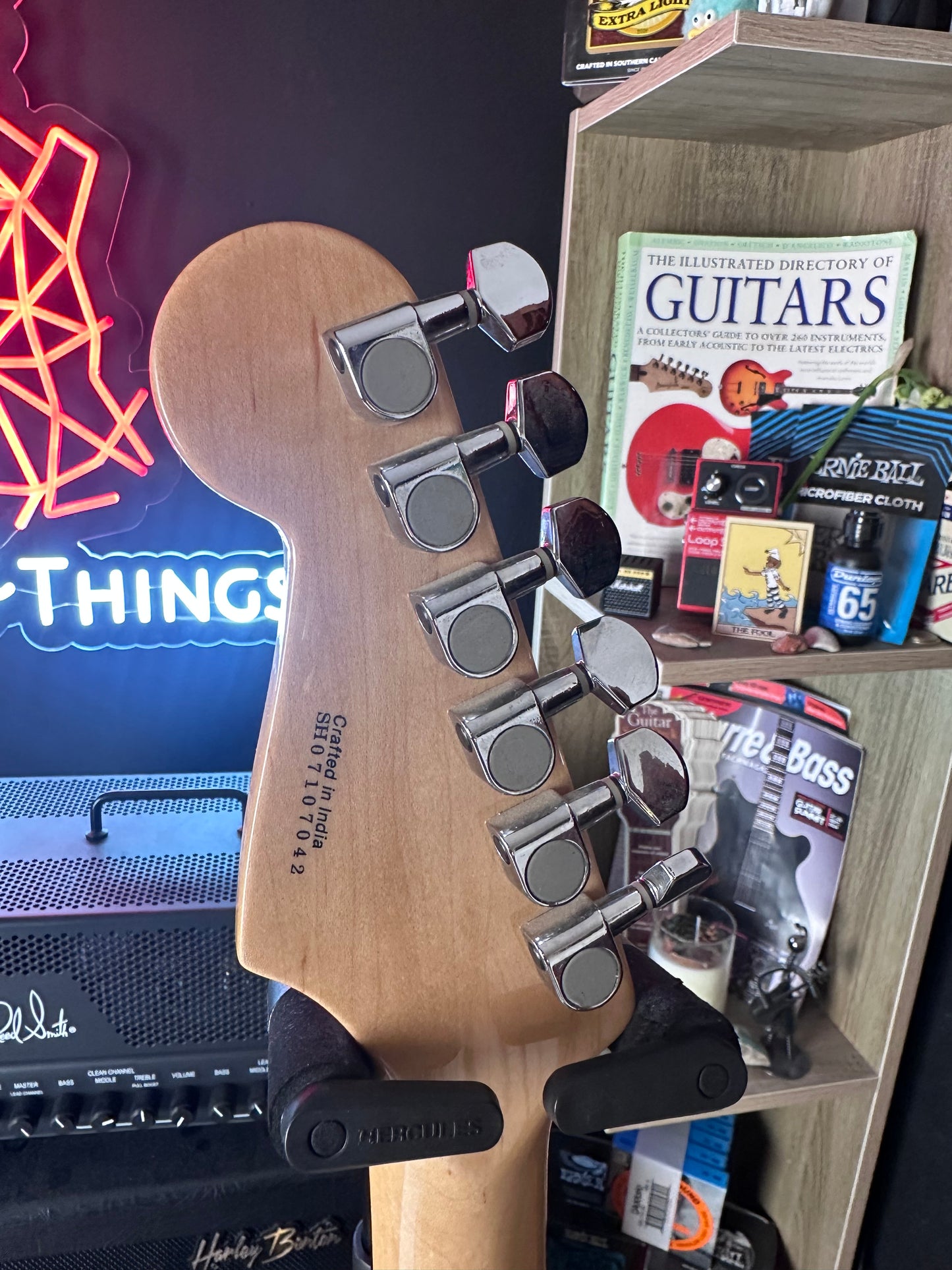 Squier Vintage Modified Stratocaster Electric Guitar