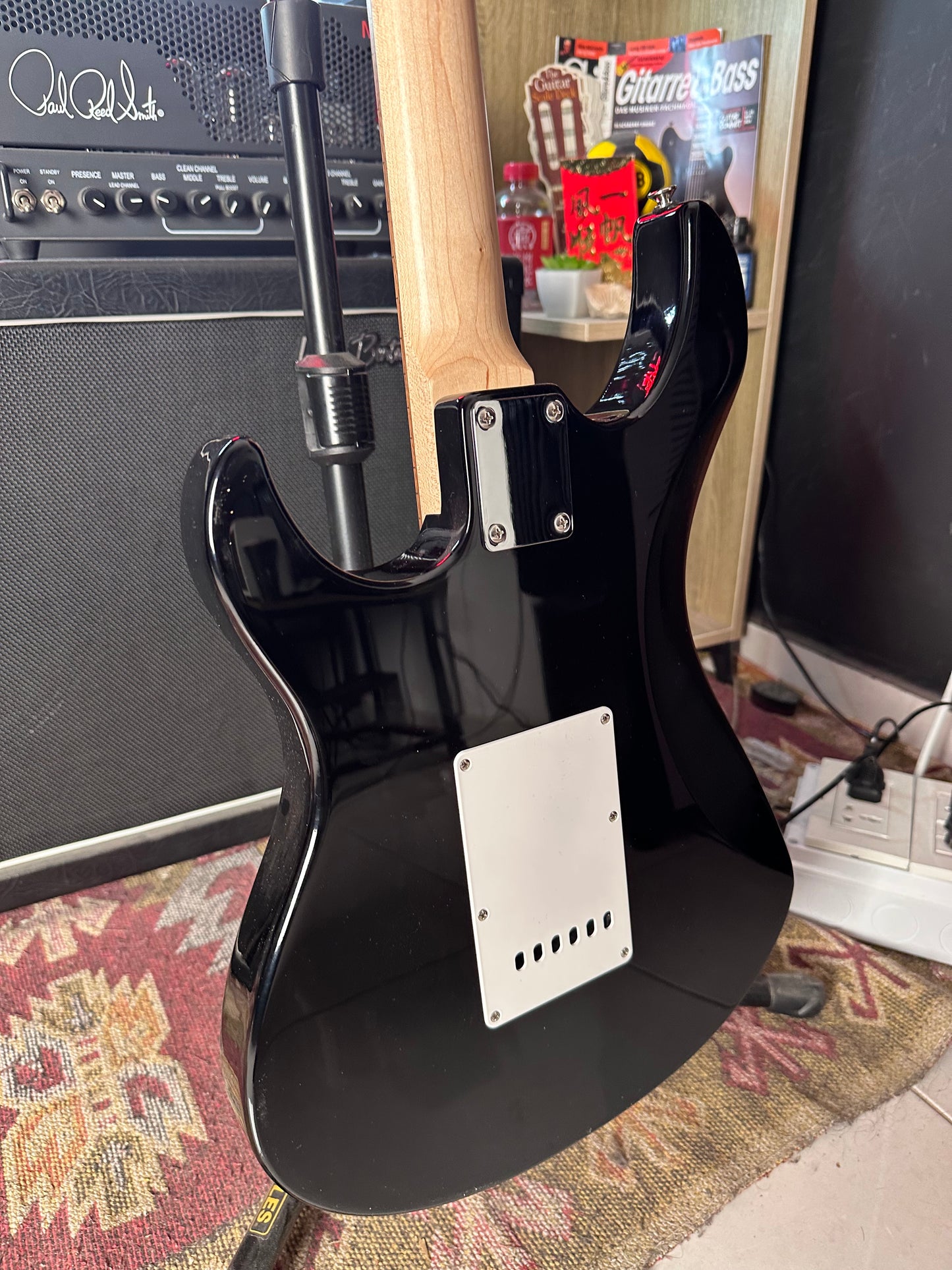 Yamaha Pacifica PAC012 Electric Guitar