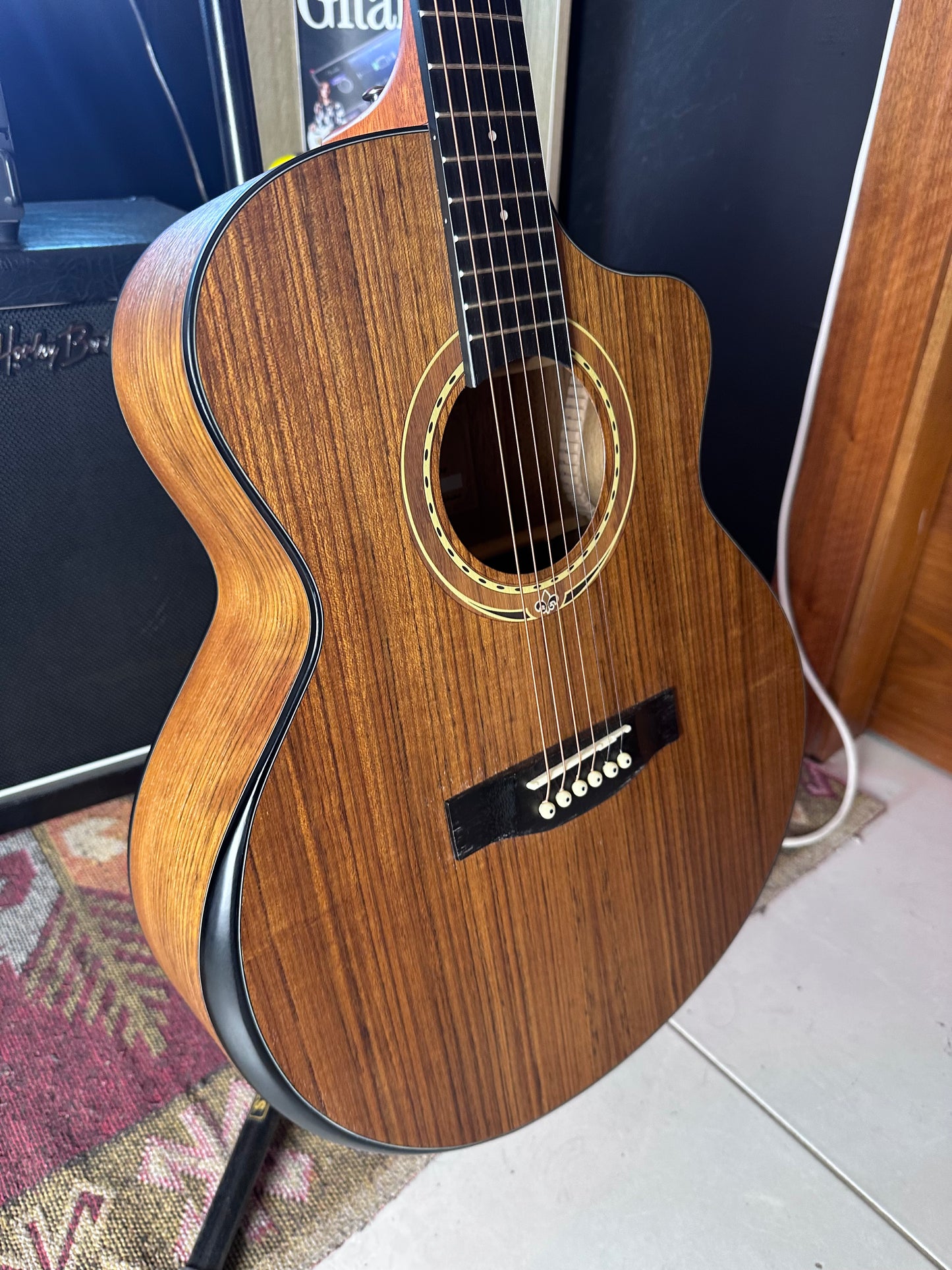 Smiger SJ-R1-R Grand Orchestra cutaway acoustic guitar