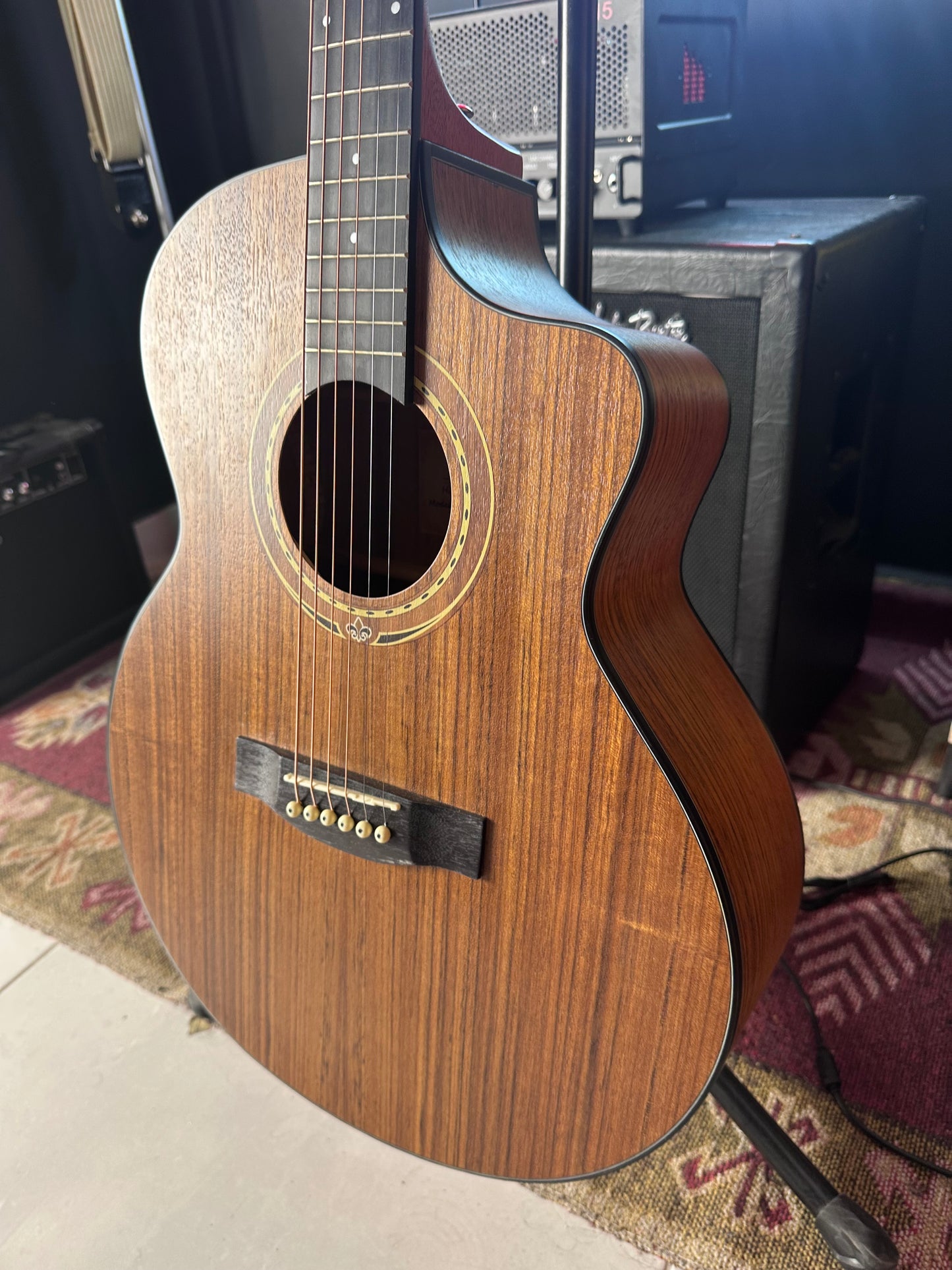 Smiger SJ-R1-R Grand Orchestra cutaway acoustic guitar