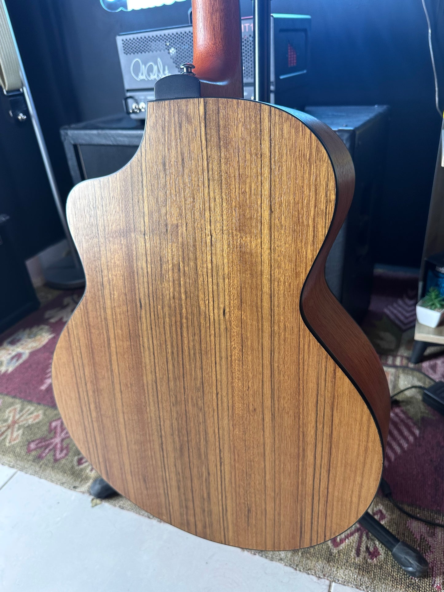 Smiger SJ-R1-R Grand Orchestra cutaway acoustic guitar