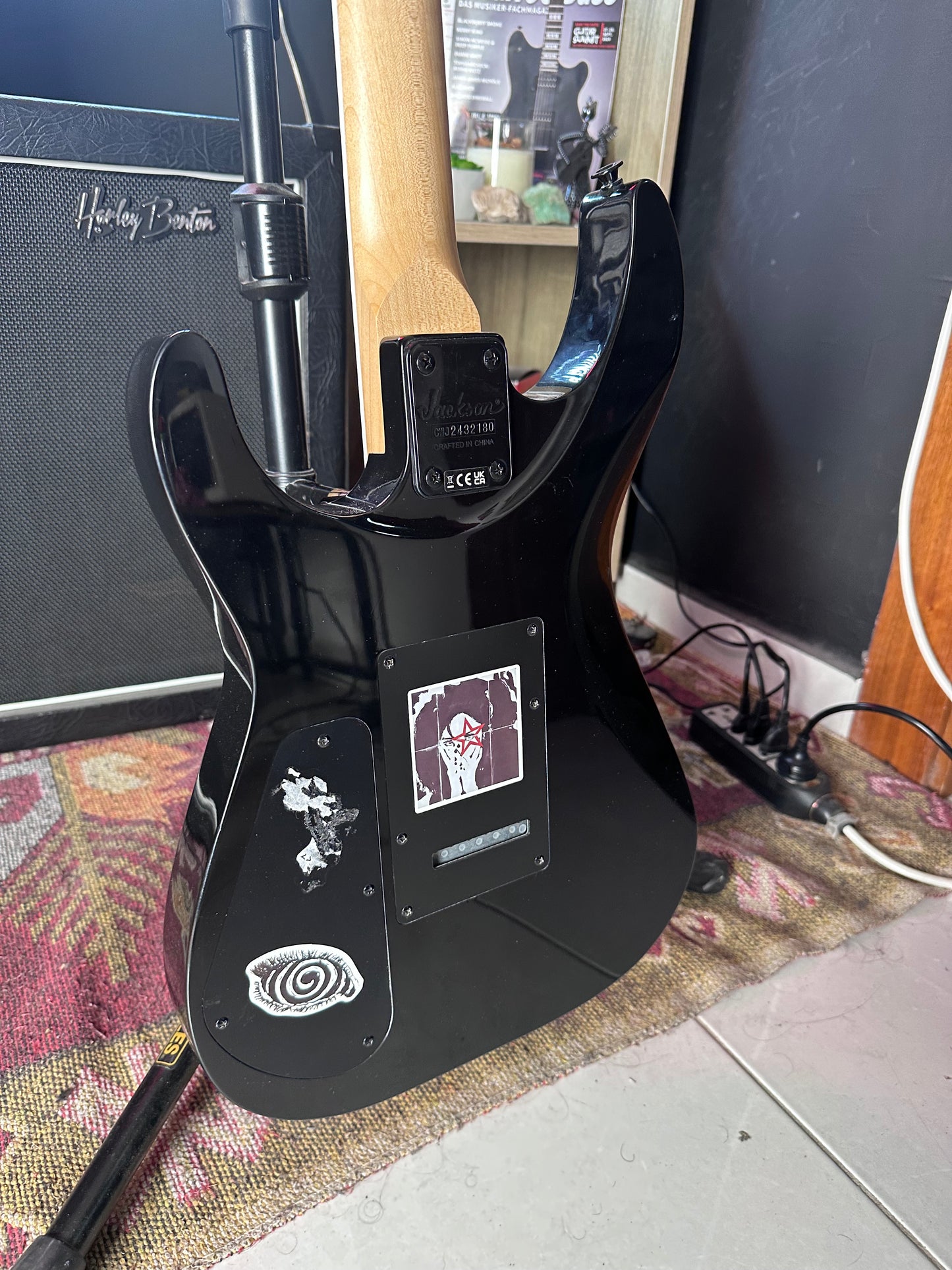 Jackson JS Series Dinky JS20 DKQ 2PT TR Tobacco Burst Electric Guitar