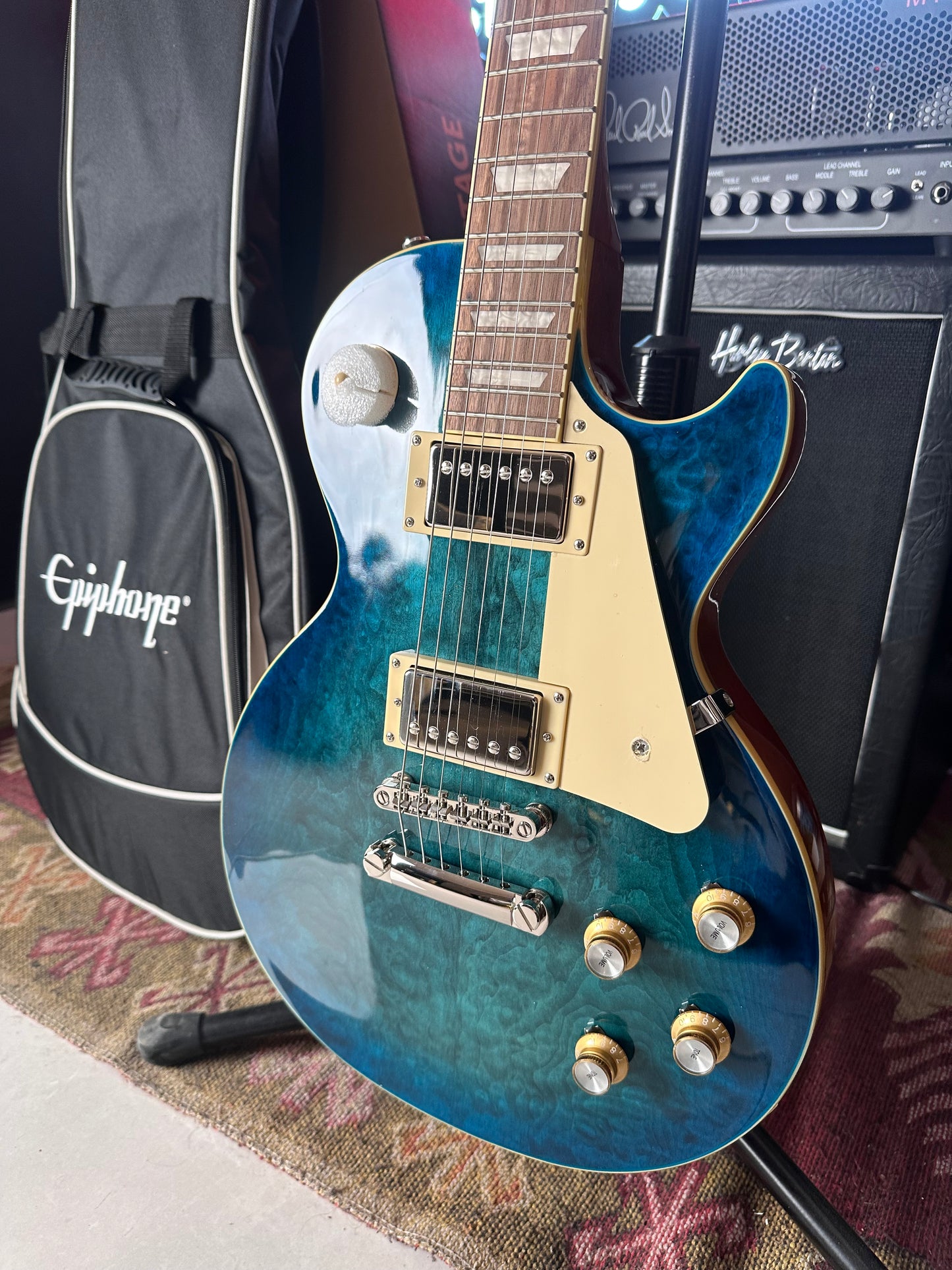 * Brand New * Epiphone Les Paul™ Standard Translucent Blue ‘60s Quilt Top Limited-Edition Electric Guitar