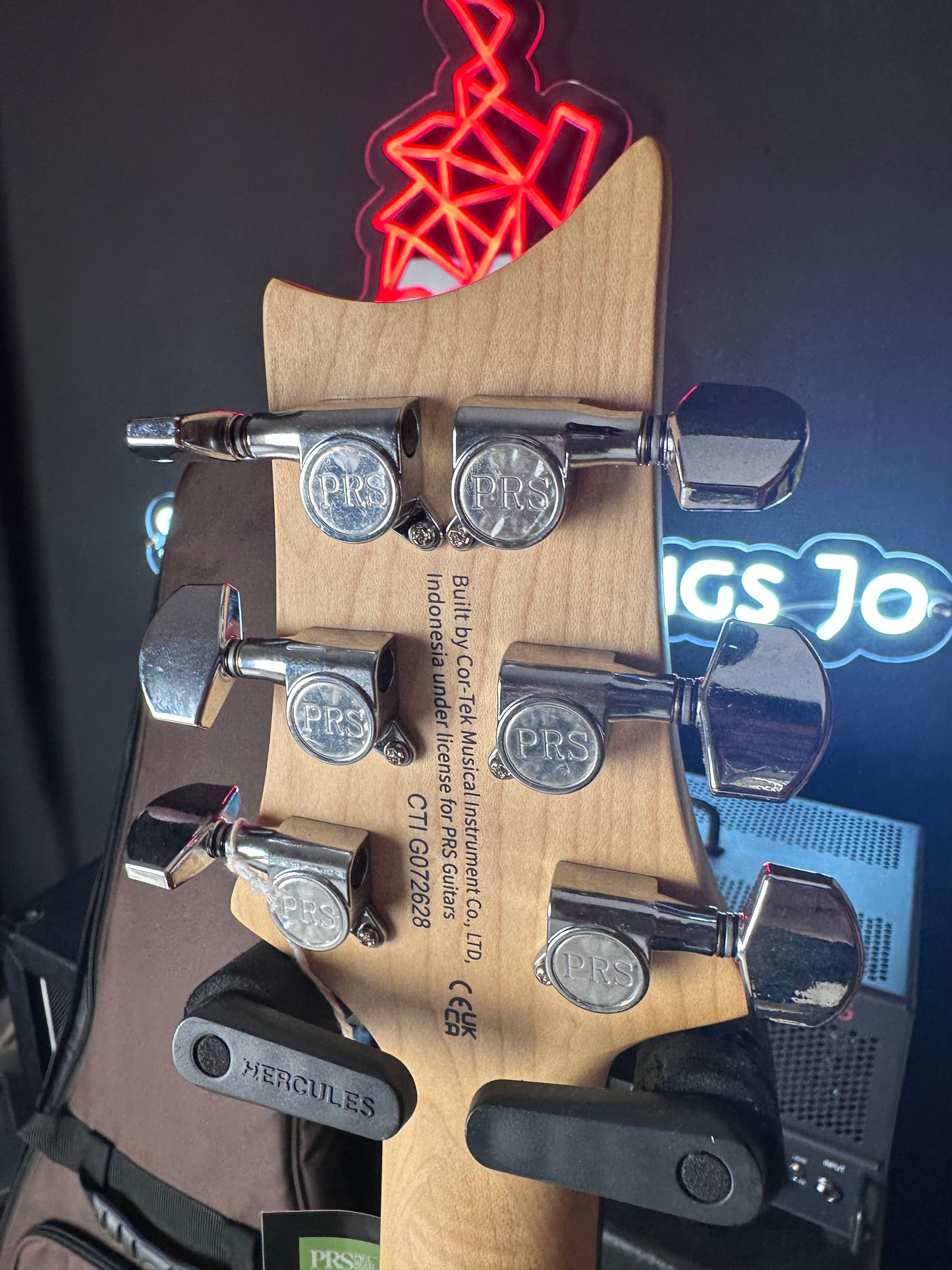 * Brand New * PRS SE CE 24 Standard Metallic Gold Satin Electric Guitar