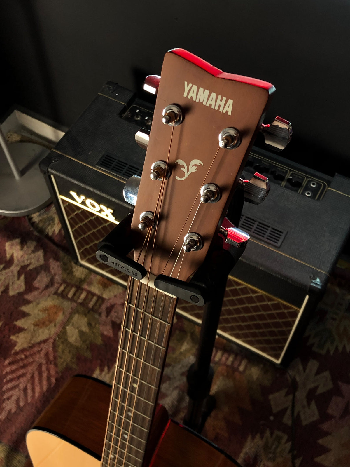 Yamaha F310 Acoustic Guitar