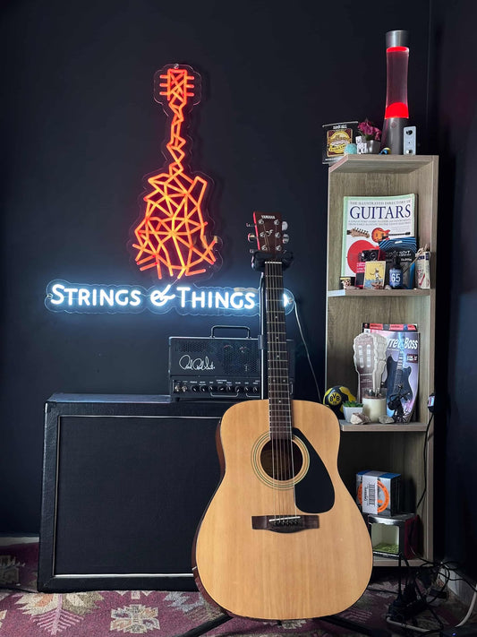 Yamaha F310 Dreadnaught Acoustic Guitar