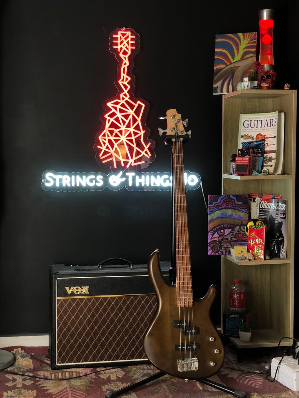 Cort Action PJ OPBC 4 strings bass