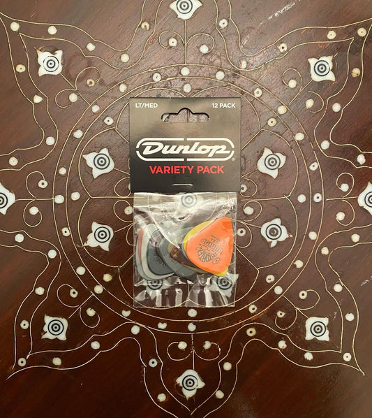 Dunlop Variety pack LT/MED gauge 12 picks pack