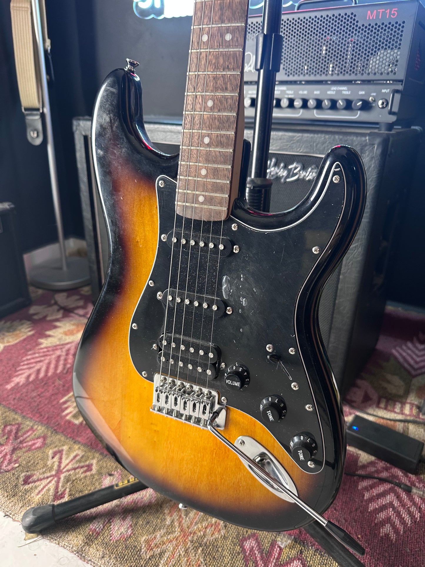 Squier Affinity Series™ Stratocaster® HSS electric guitar