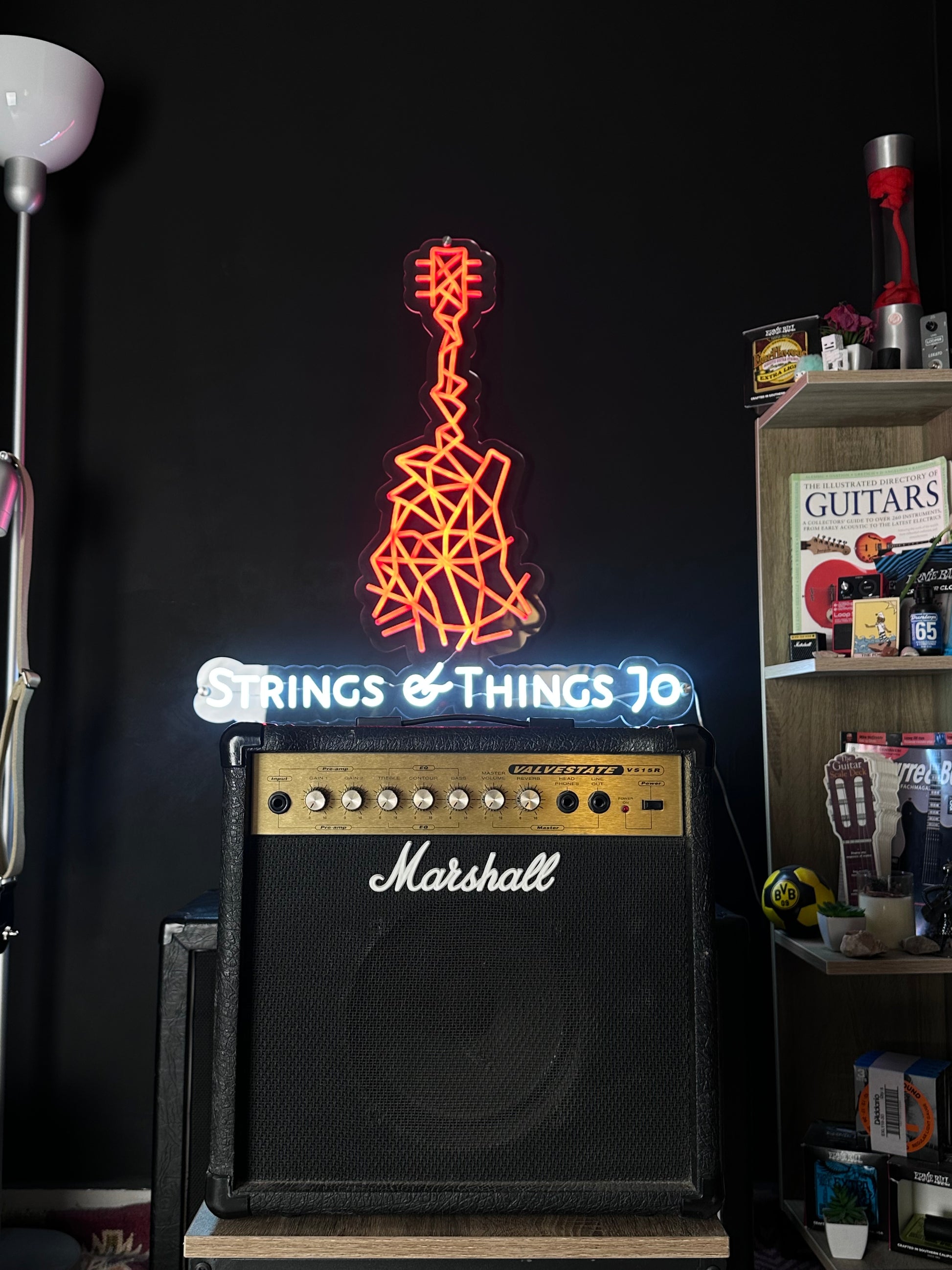 Marshall ValveState VS15R Analog Guitar Amplifier Marshall ValveState VS15R Analog Guitar Amplifier