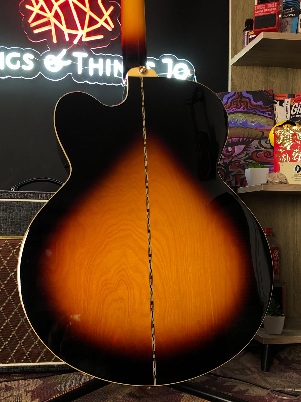 Epiphone EJ-200 VS Jumbo Acoustic-Electric Guitar