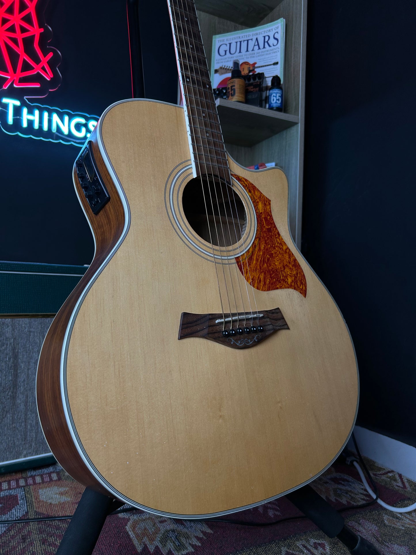 Enya EAG-40NACE 40″ Cutaway Acoustic-Electric