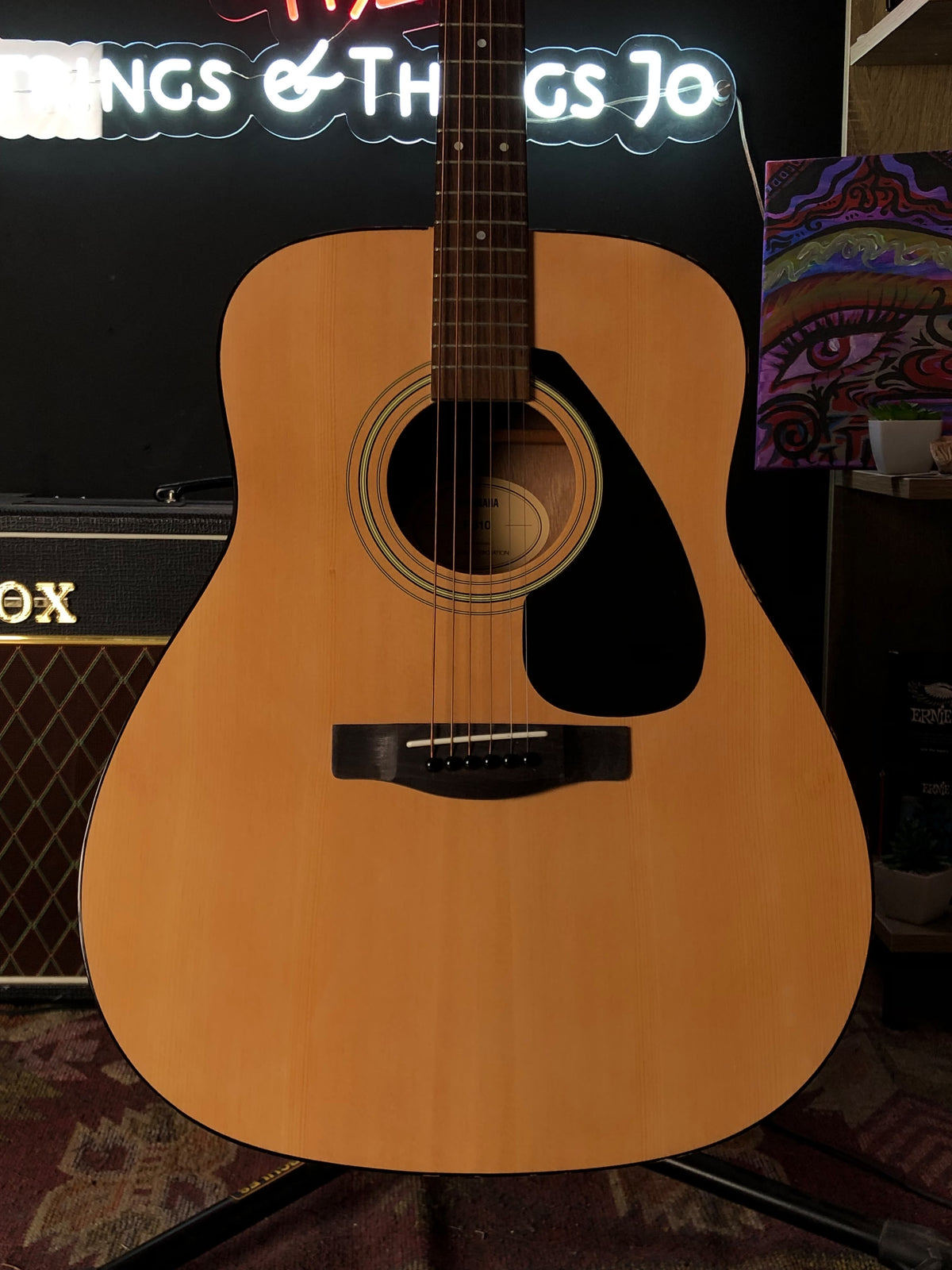 Yamaha F310 Acoustic Guitar