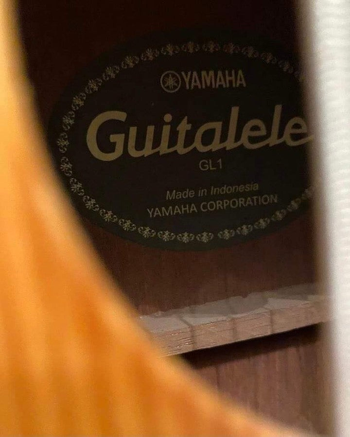 Yamaha GL-1 Guitalele