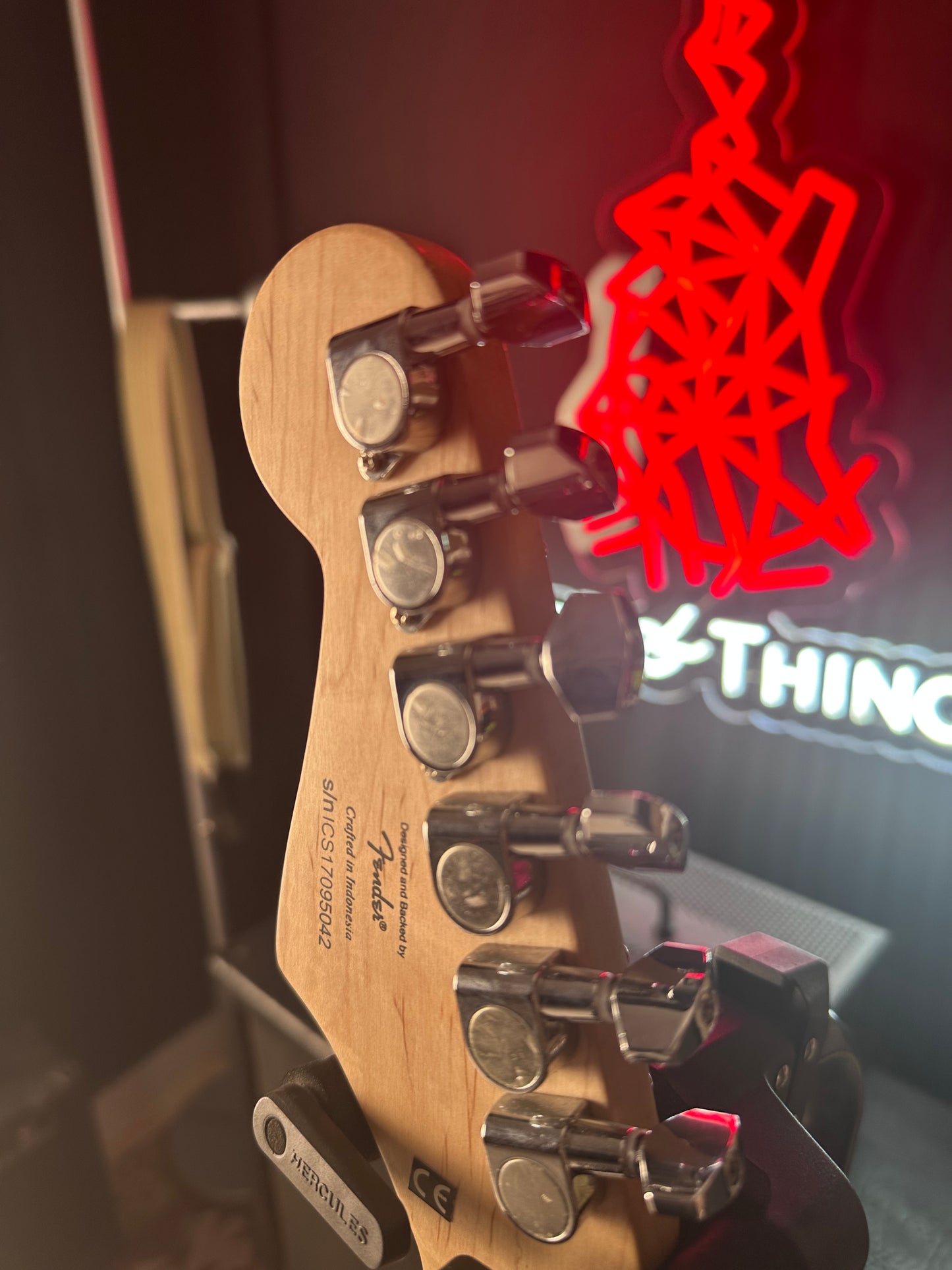 Squier by Fender Mini Strat (3/4sized) electric guitar