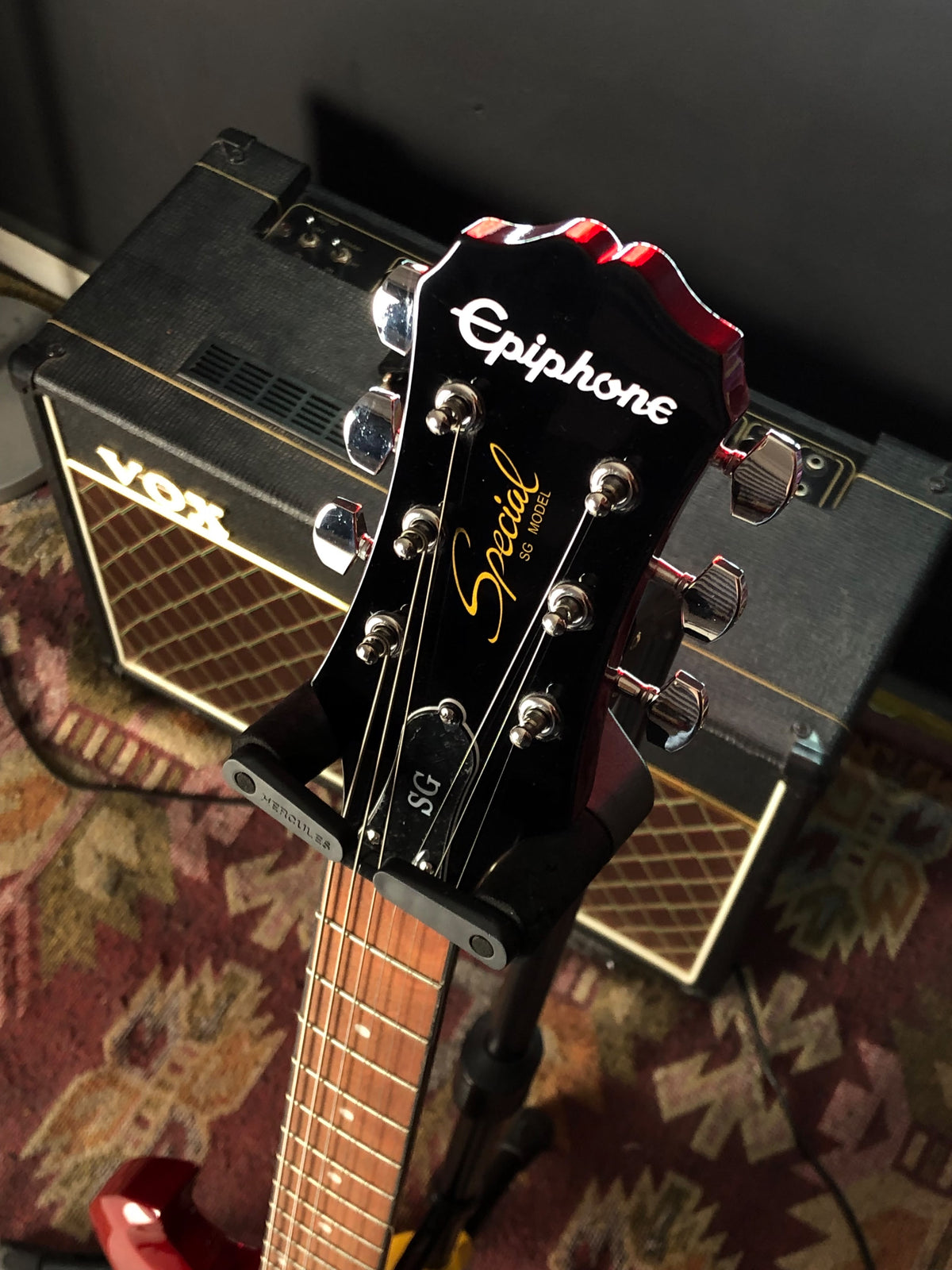 *Brand New * Epiphone SG Special Vintage Cherry Electric Guitar - 230 JDs