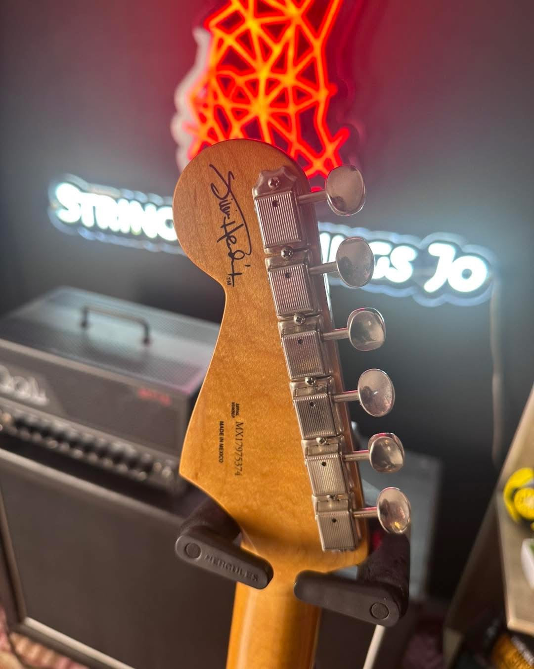 Fender Jimi Hendrix Monterey Stratocaster 2017 Limited Edition Electric Guitar