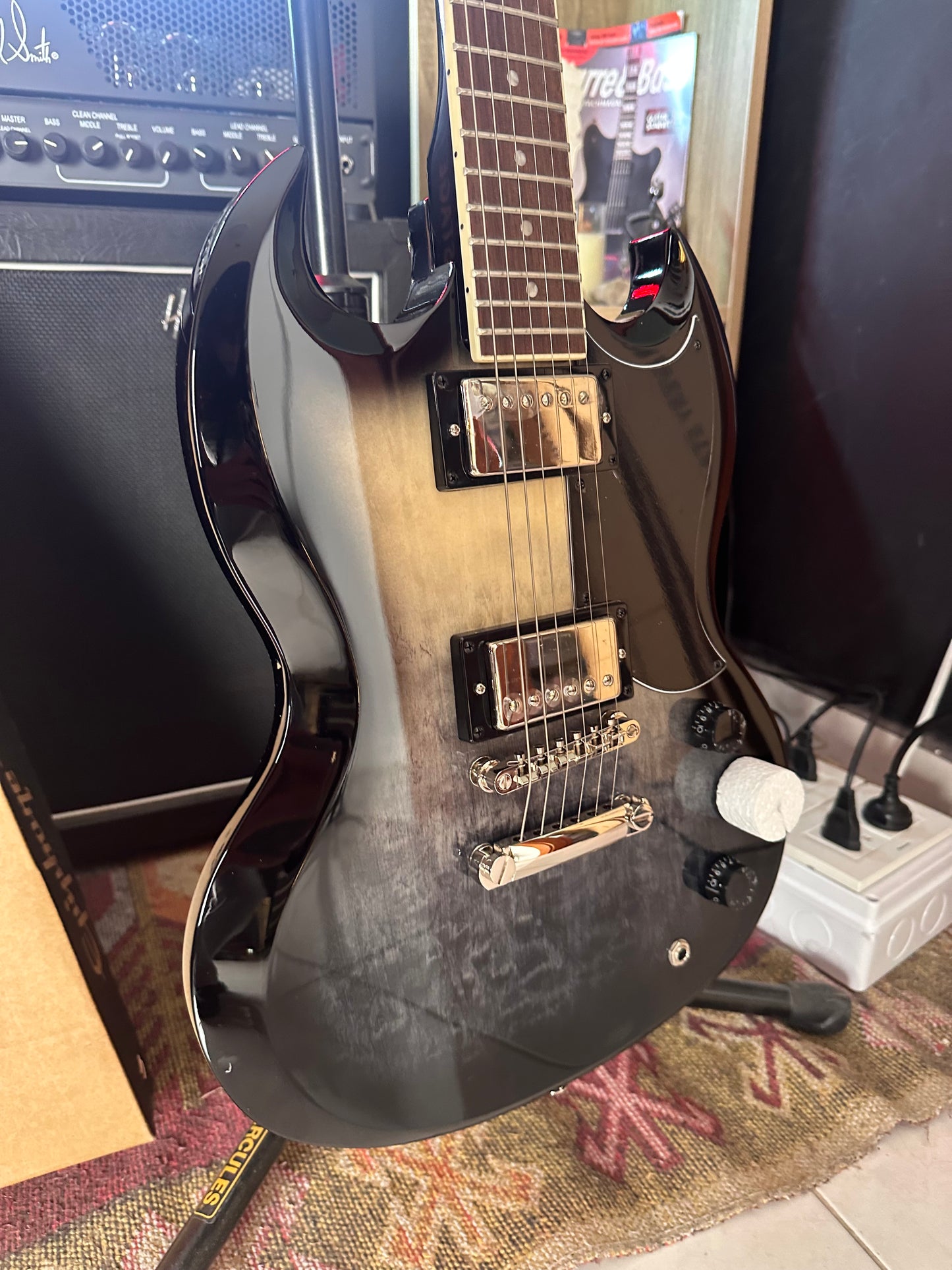 * Brand New * Epiphone SG Tribute Quilt Electric Guitar