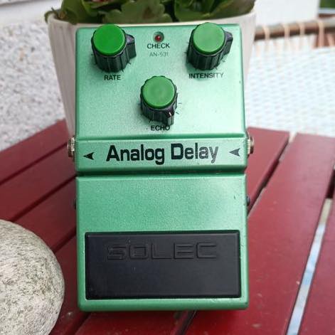 Solec Analog delay pedal made in Japan