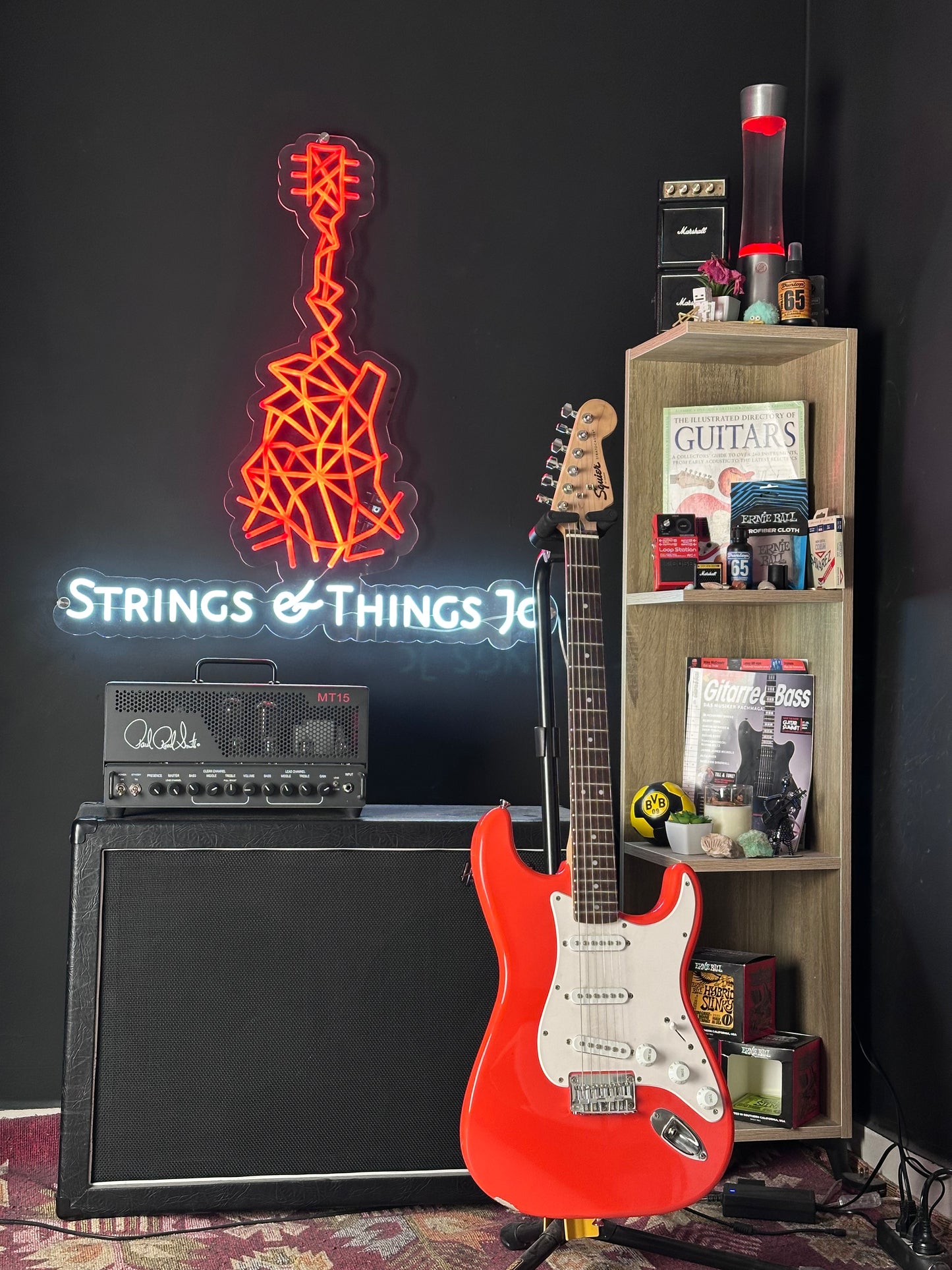 Squier HT Stratocaster SSS Fiesta Red Electric Guitar