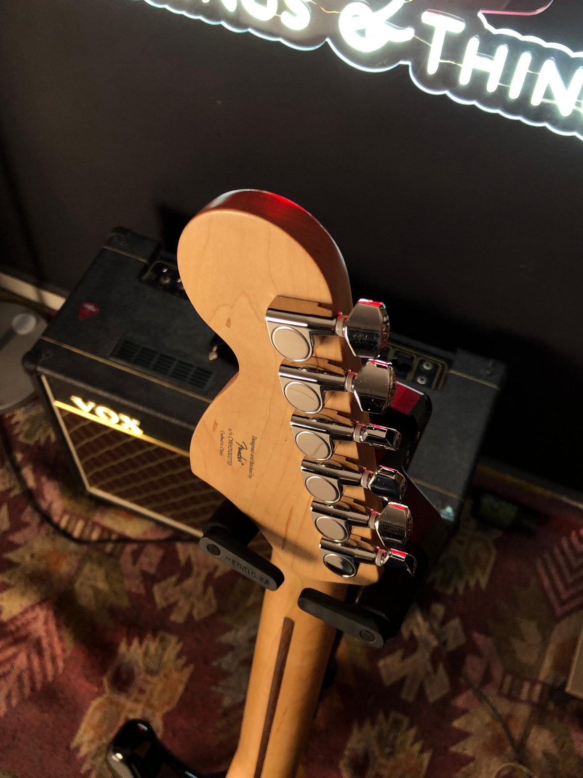 Squier FSR Affinity Series ™ Stratocaster® HSS Metallic Black
