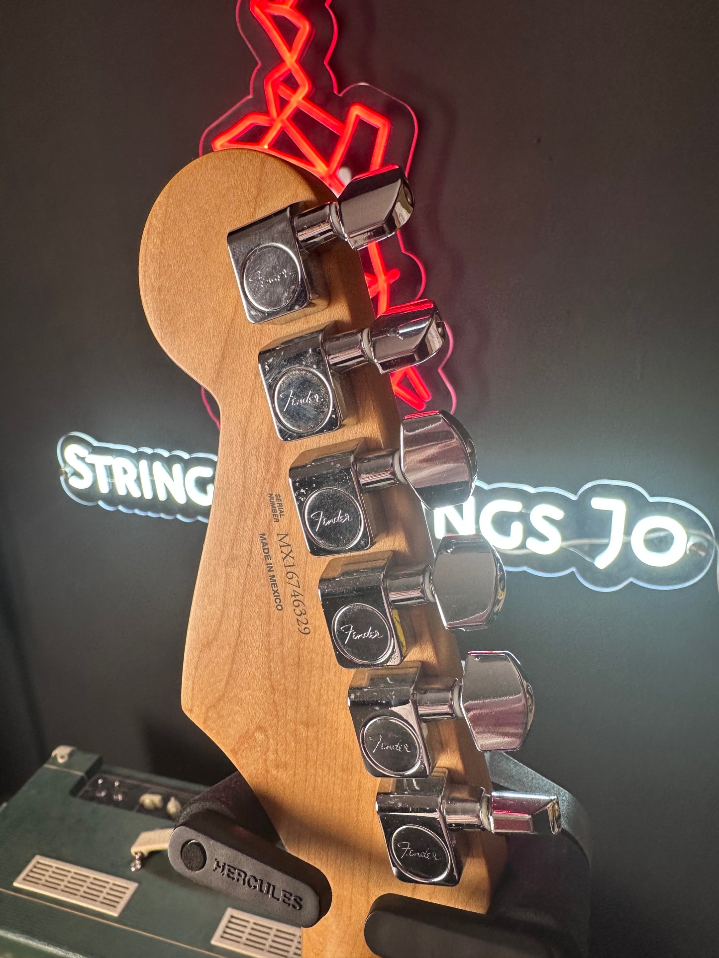 Fender Standard MIM SSS Stratocaster Olympic White Electric Guitar