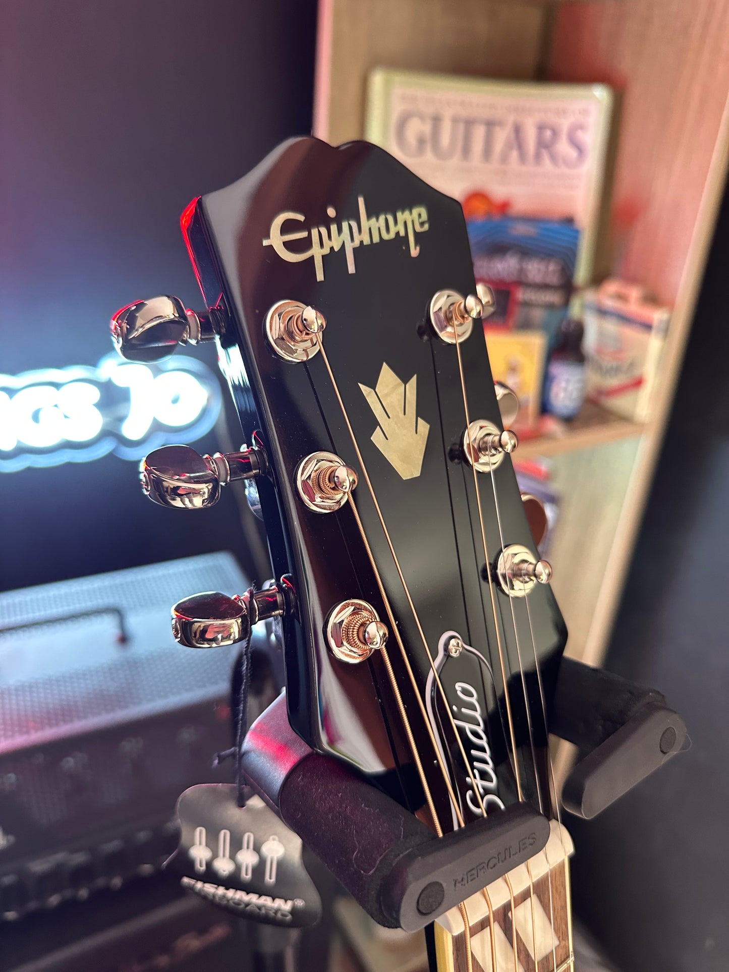 * Brand New * Epiphone Hummingbird™ Studio Acoustic-Electric Guitar