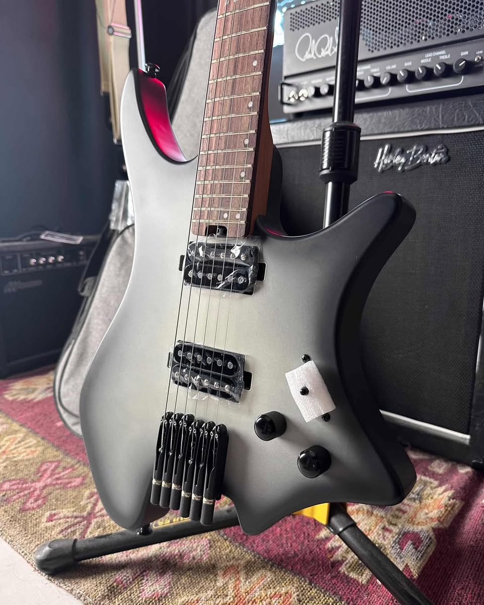 * Brand New * Galyda Headless Silver Burst Electric Guitar + Original carrying case