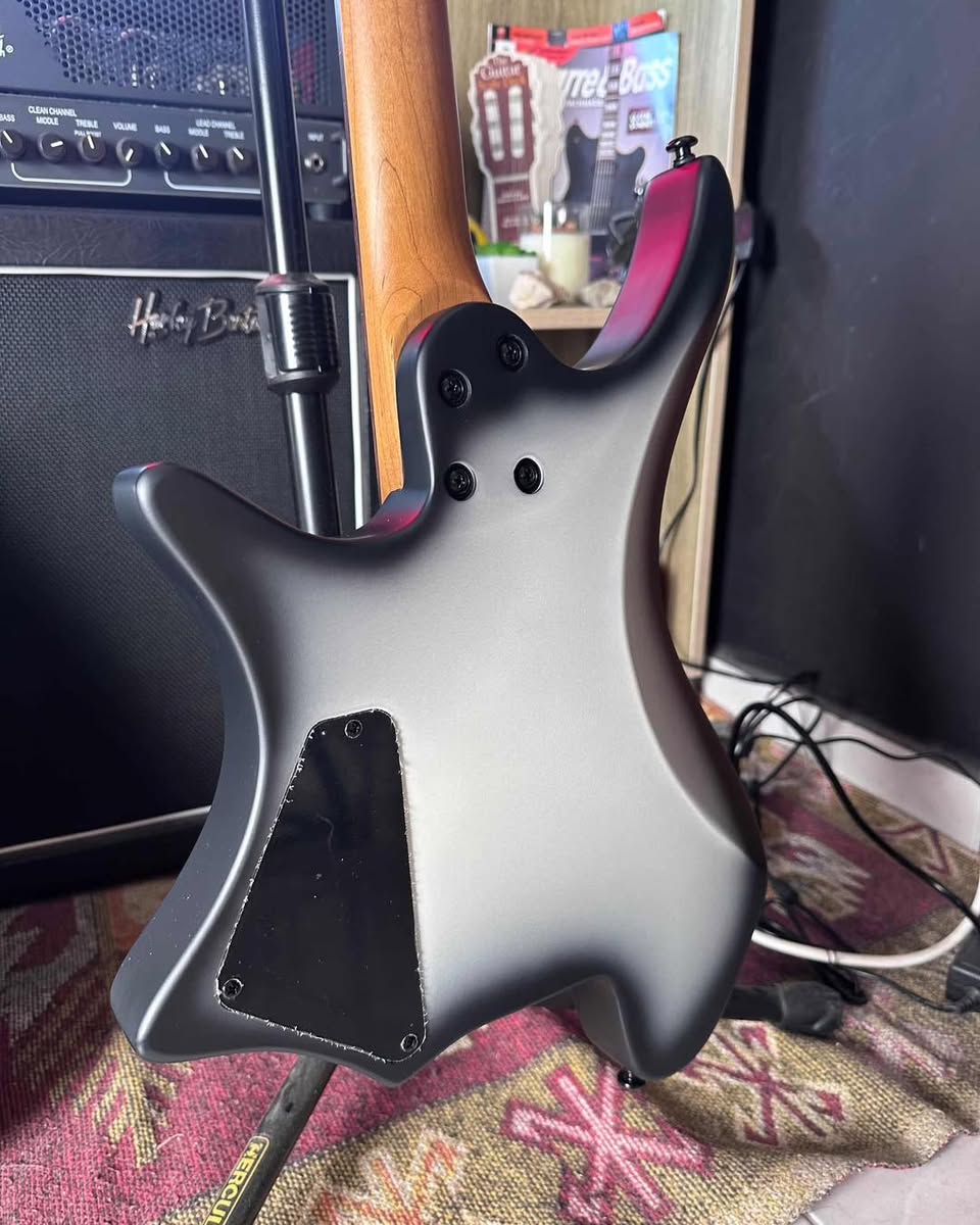 * Brand New * Galyda Headless Silver Burst Electric Guitar + Original carrying case