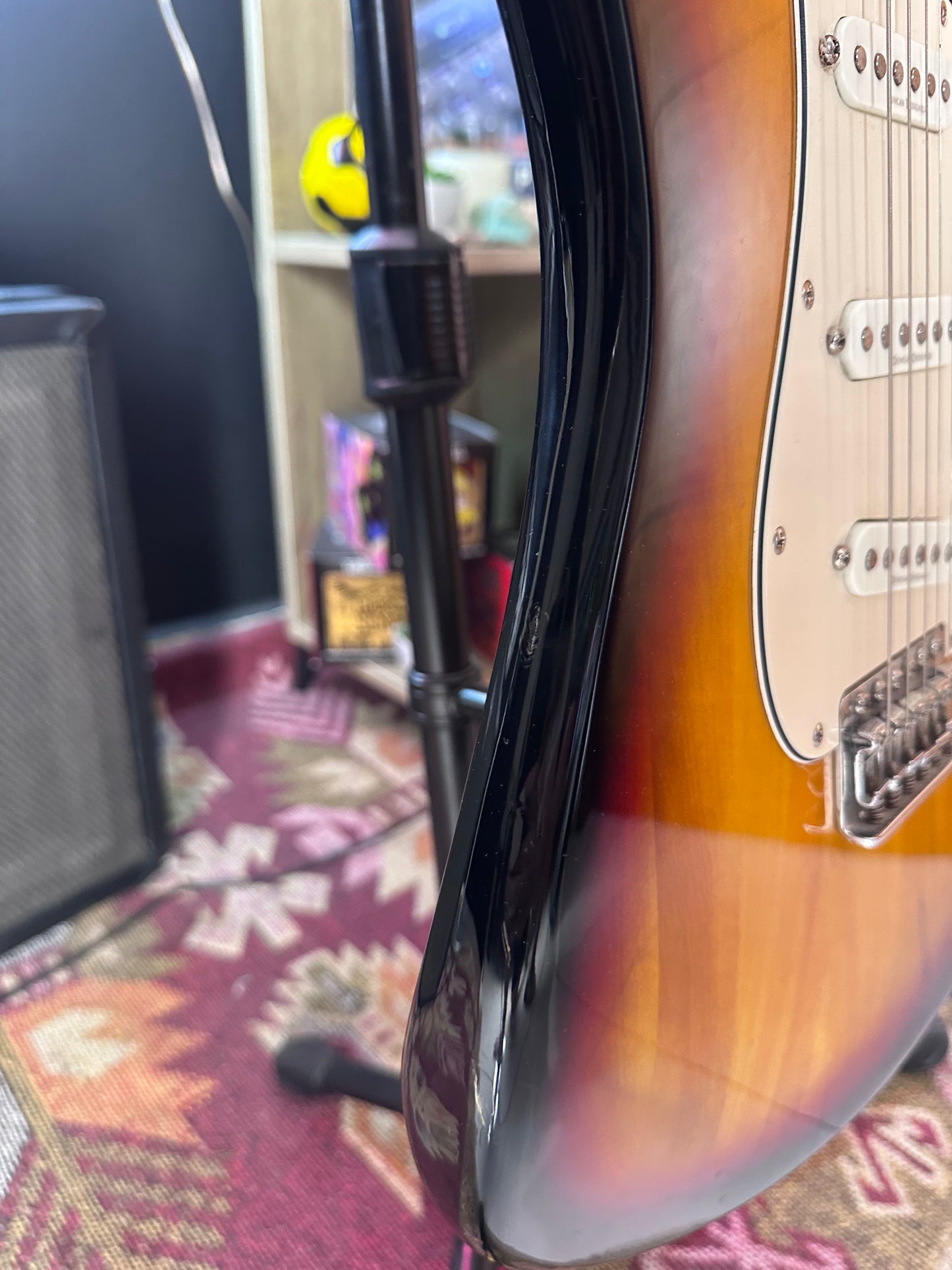 Squier Vintage Modified Stratocaster Sunburst Electric Guitar