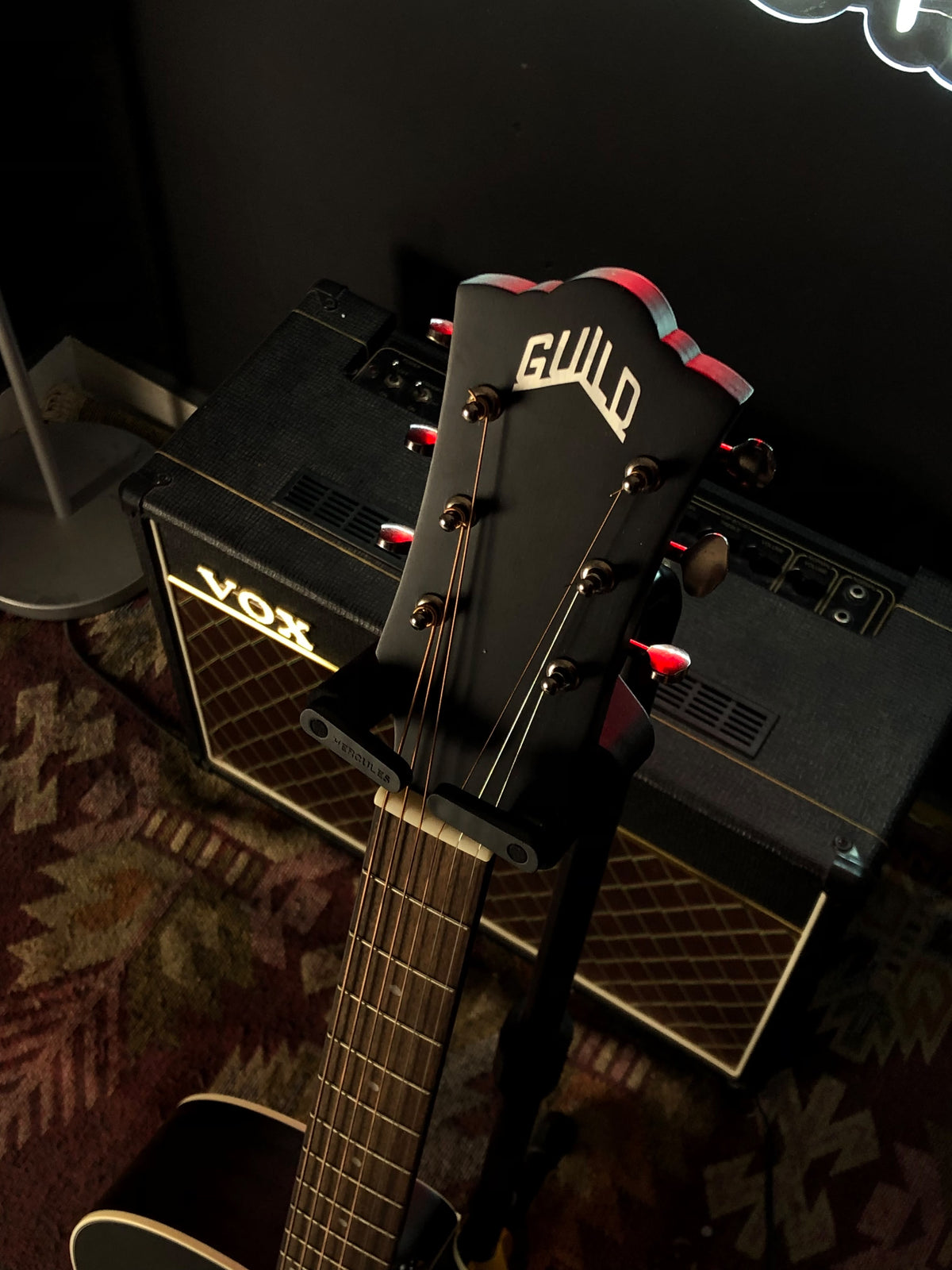Guild OM-240CE Westerly Acoustic-Electric Guitar