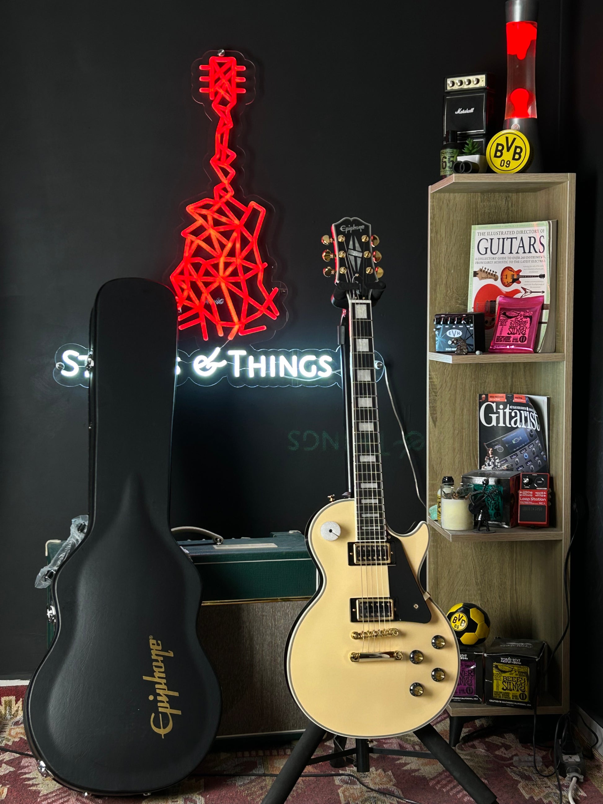 * Brand New * Epiphone Les Paul Custom Blackback Limited-Edition Electric Guitar * Brand New * Epiphone Les Paul Custom Blackback Limited-Edition Electric Guitar