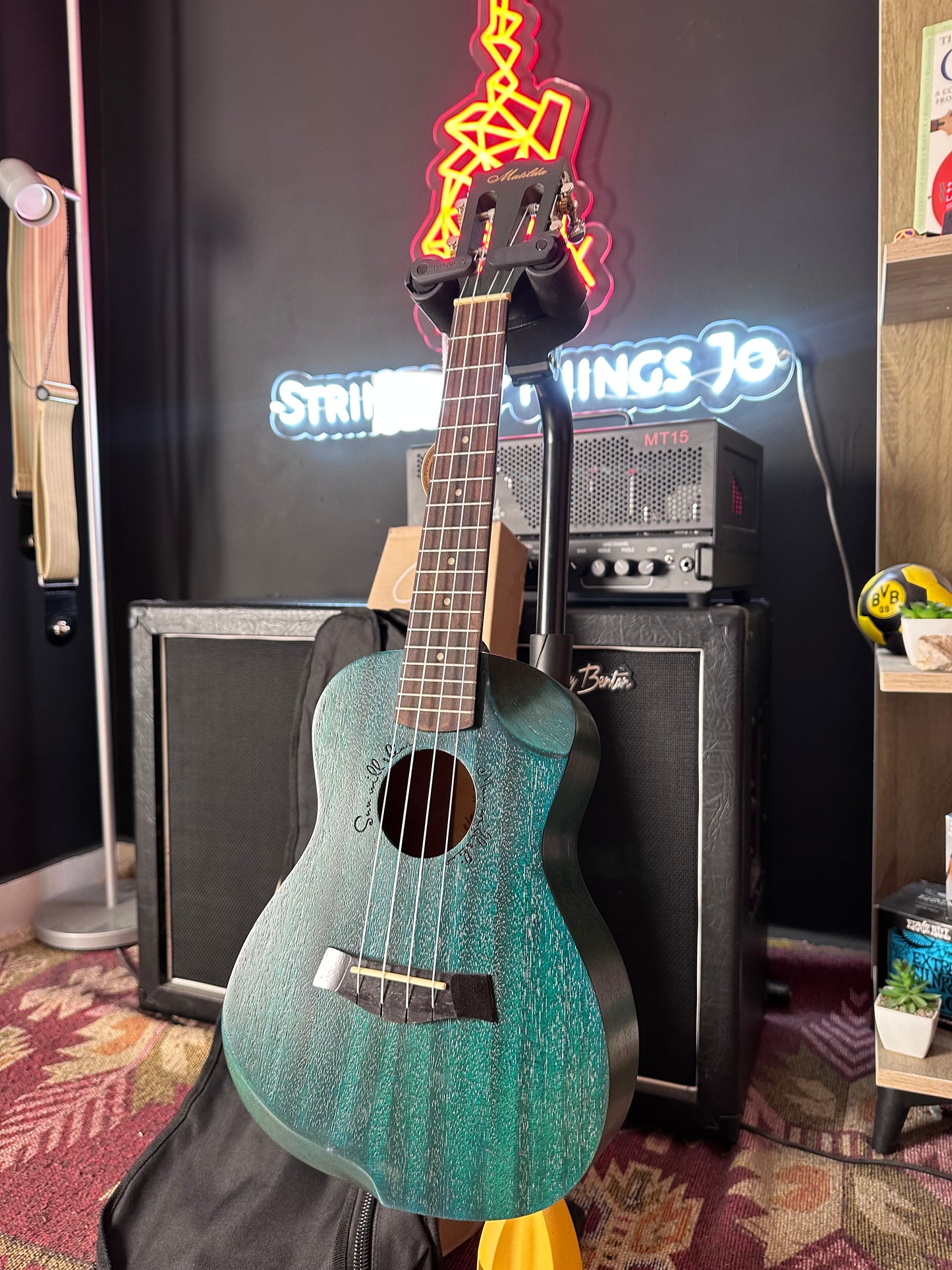 * Brand New * Matilda Concert Ukelele with bag Nat Green