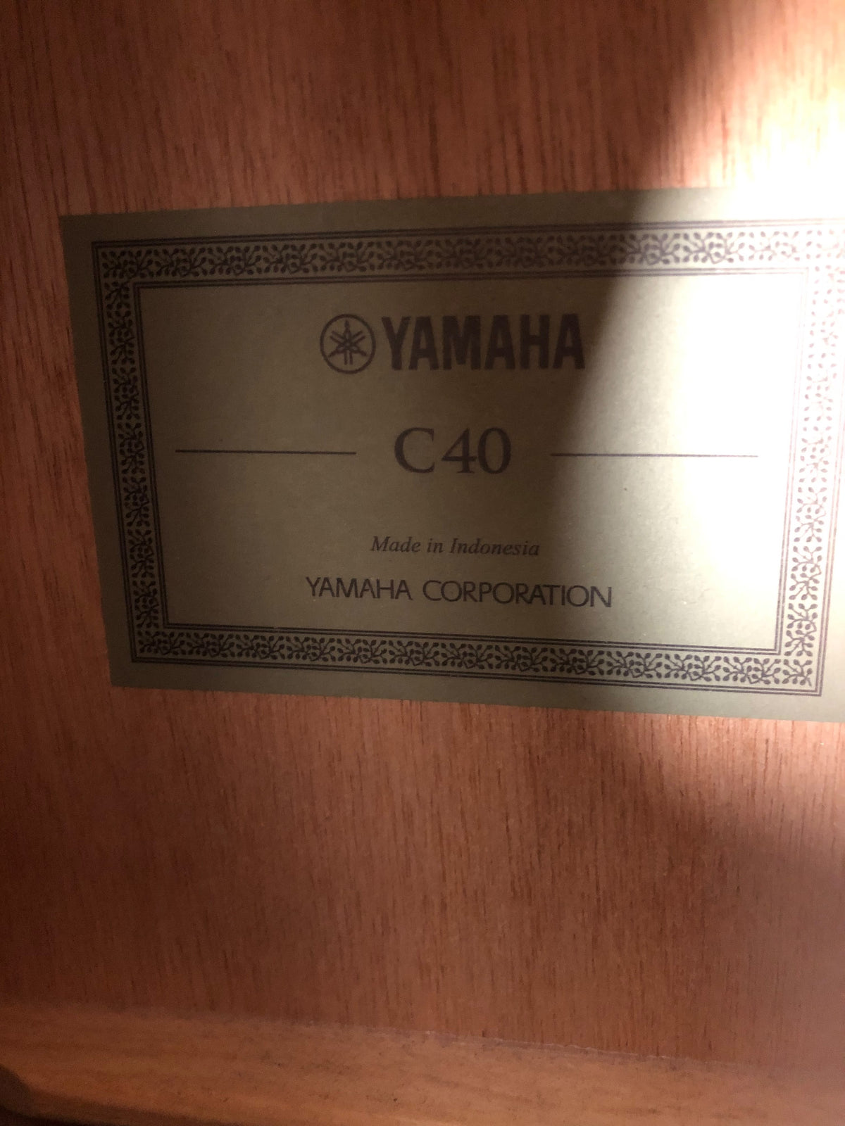Yamaha C40 Classical guitar Black