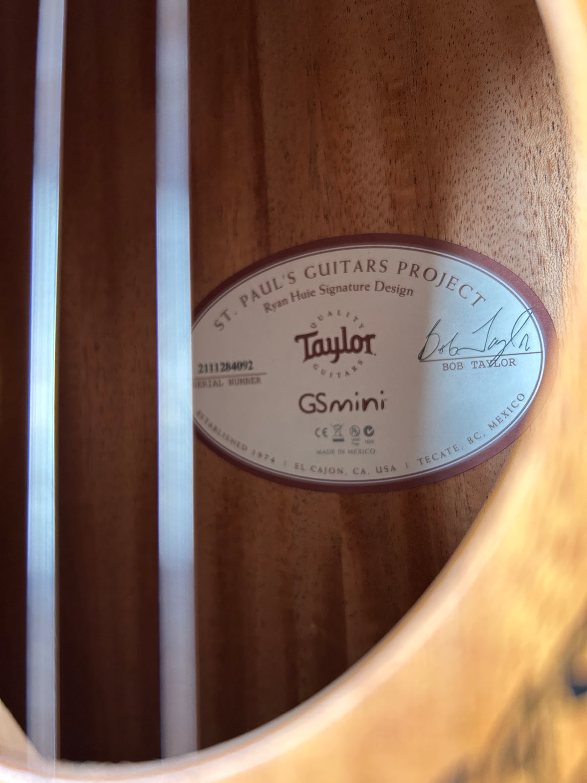 * Brand New * Taylor GS Mini Mahogany Limited Edition Acoustic Guitar * Brand New * Taylor GS Mini Mahogany Limited Edition Acoustic Guitar