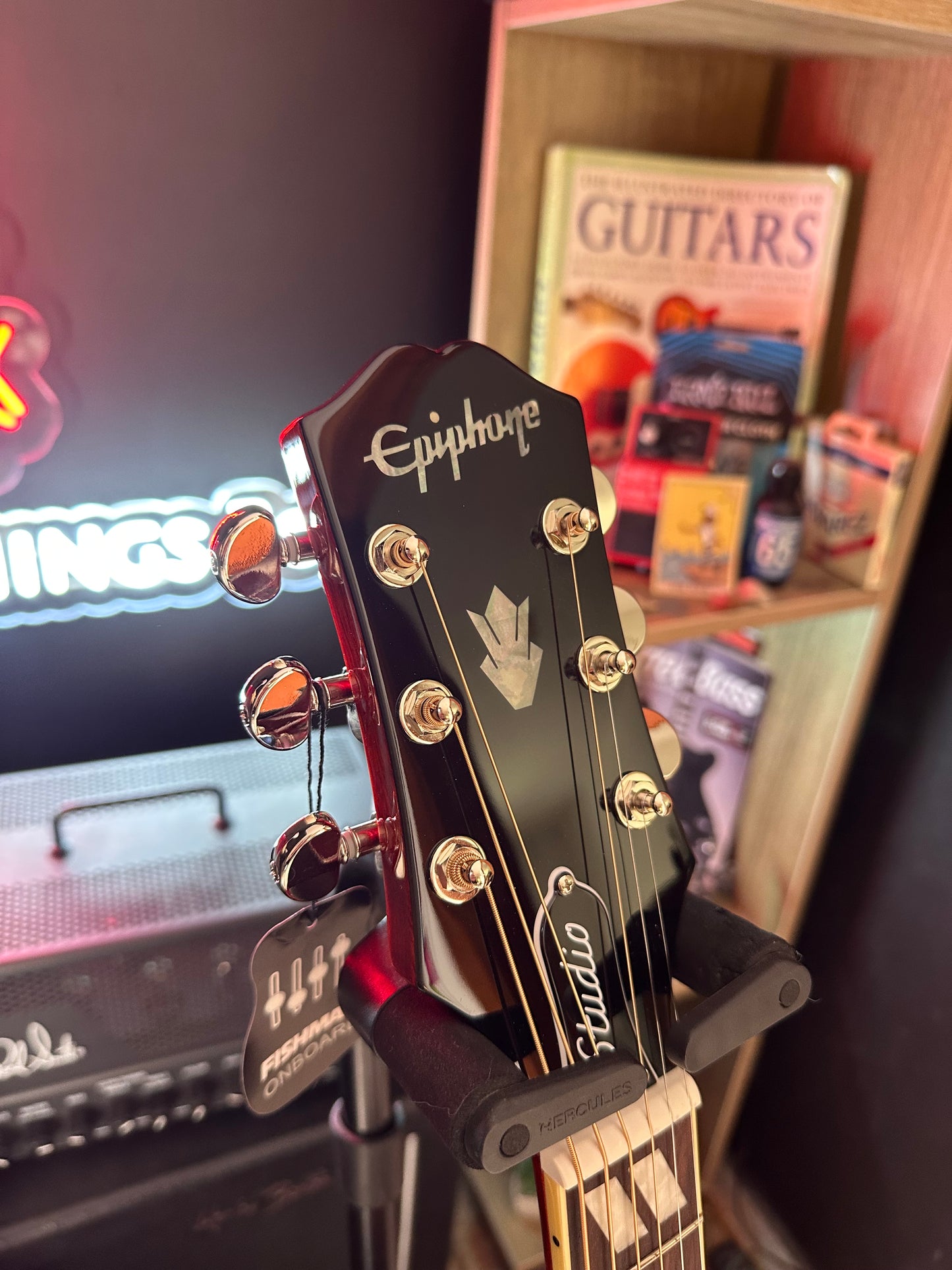 * Brand New * Epiphone Hummingbird™ Studio Acoustic-Electric Guitar